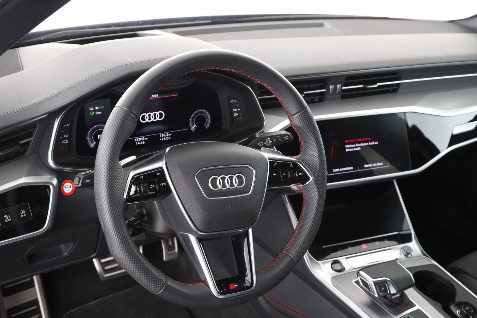 Audi A6 Avant 55 TFSI e quattro S tronic S line AHK