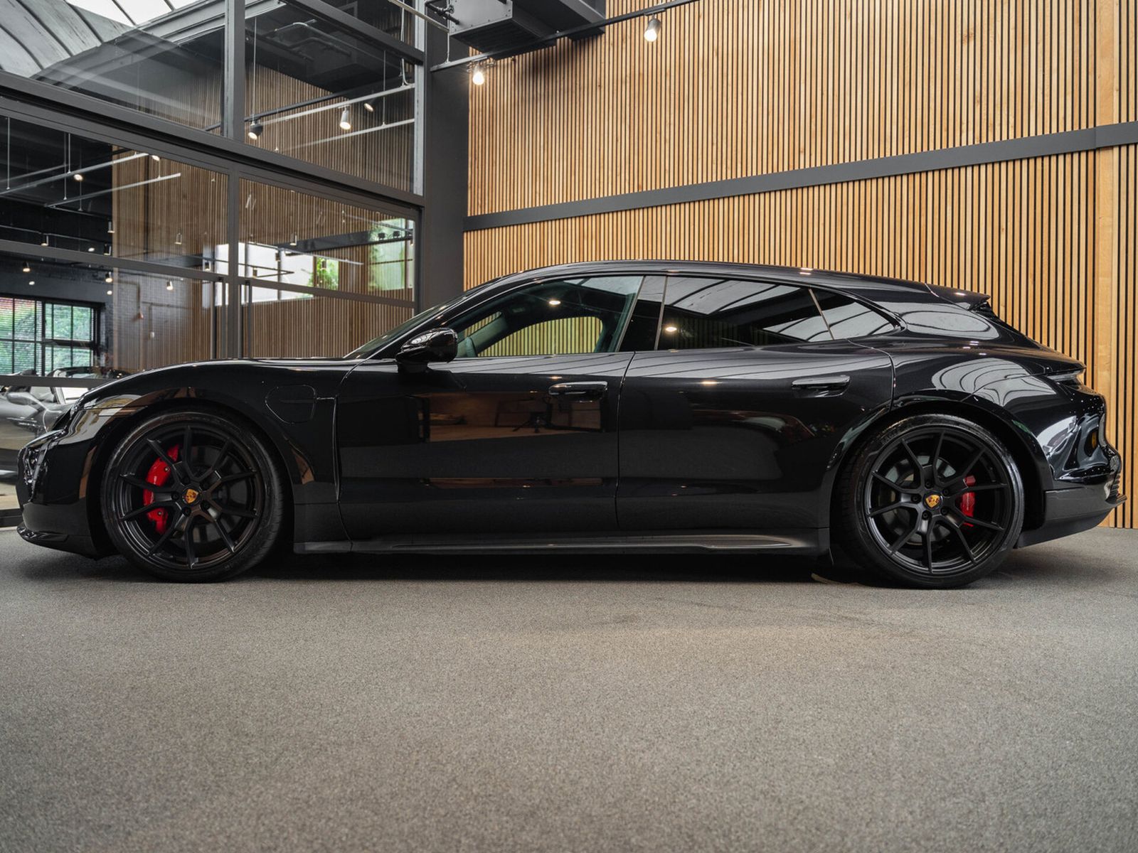 Porsche Taycan GTS Sport Turismo Sport Design Carbon Spo