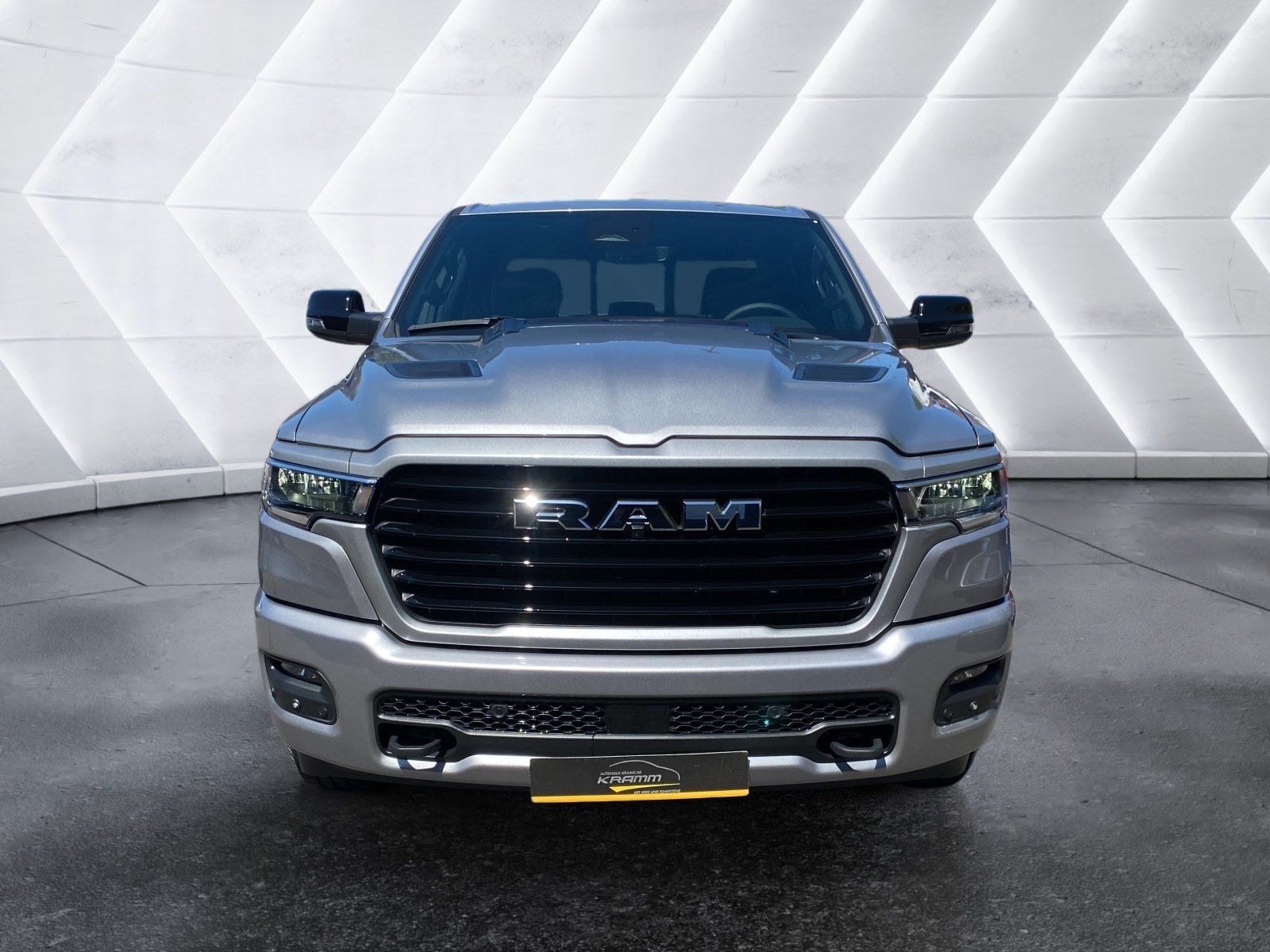 Dodge RAM 1500 Laramie Sport NAP-Bügel*Bakflip