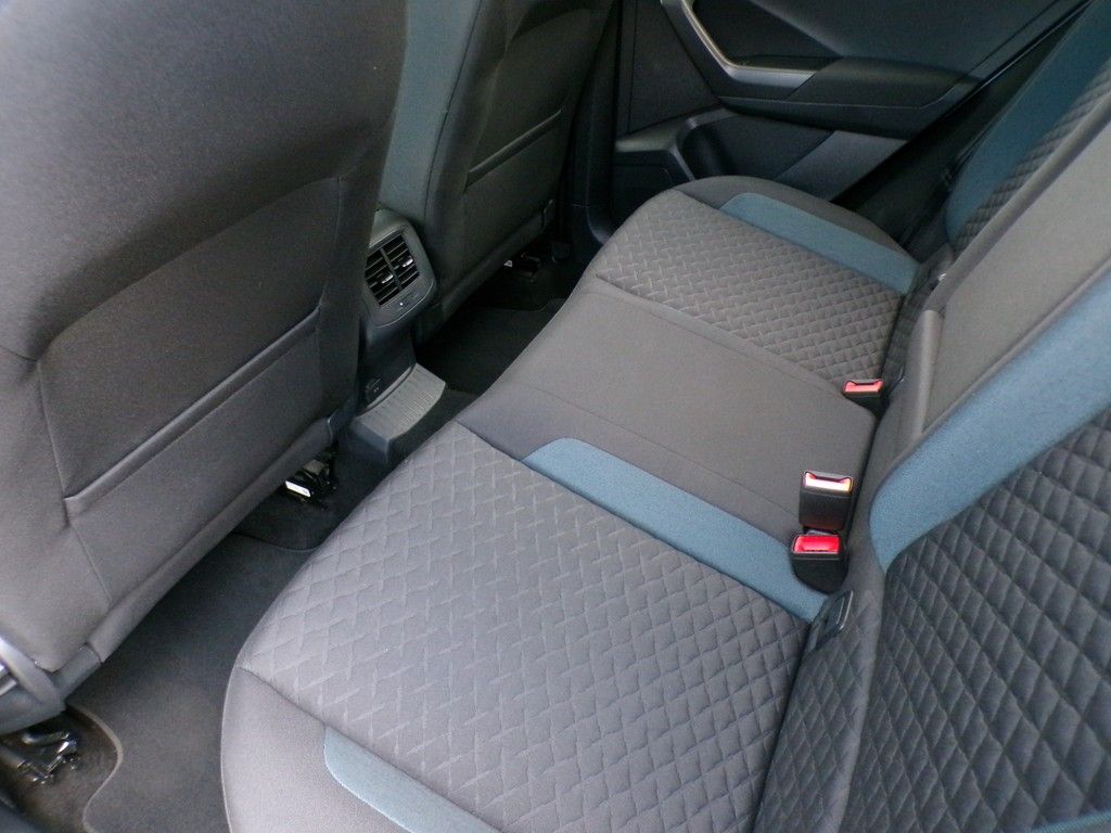 Volkswagen T-Roc 1.5 TSI Style - Samsaru's Car Outlet