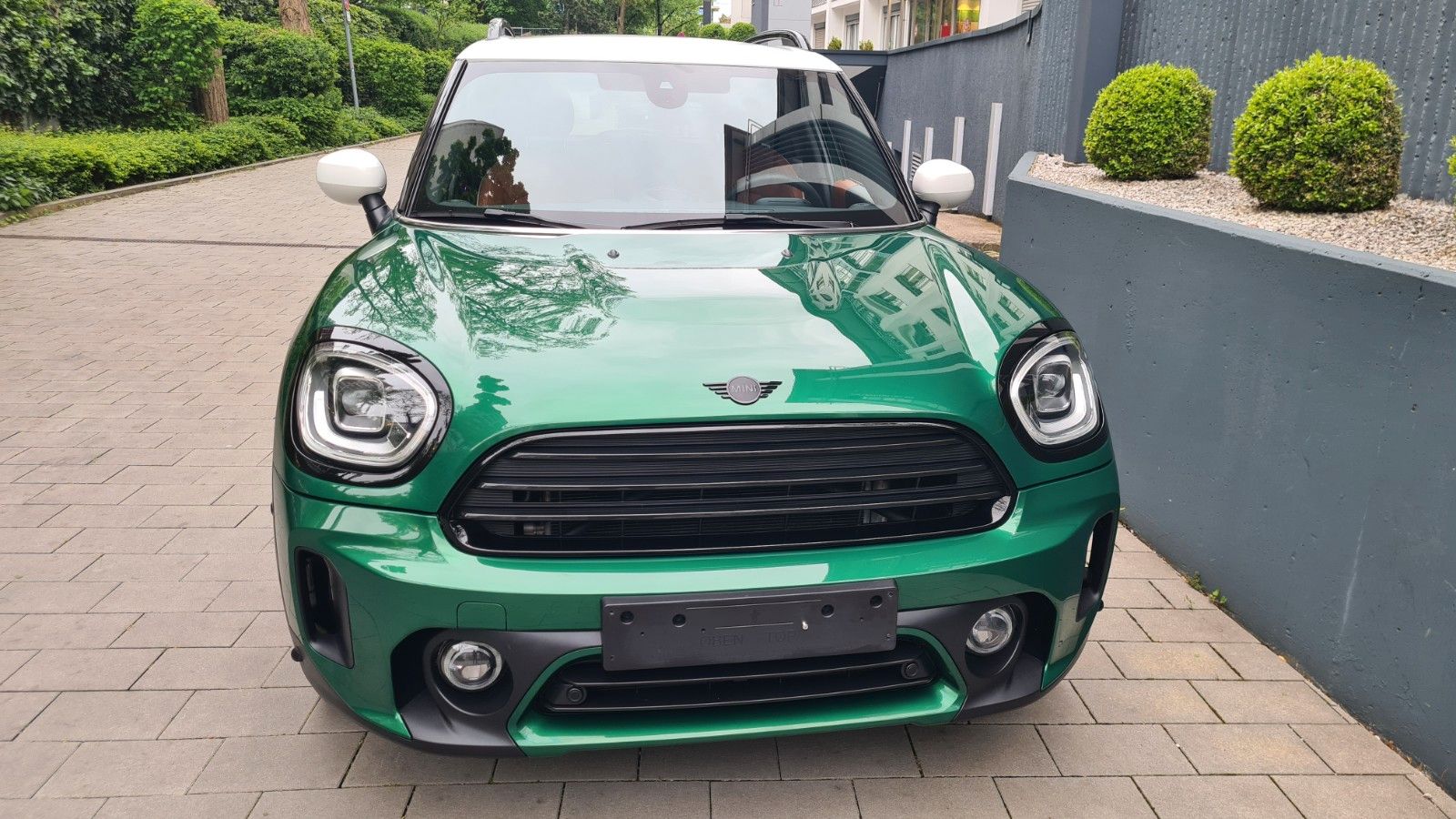 MINI Cooper Countryman Mini Yours Trim - Samsaru's Car Outlet