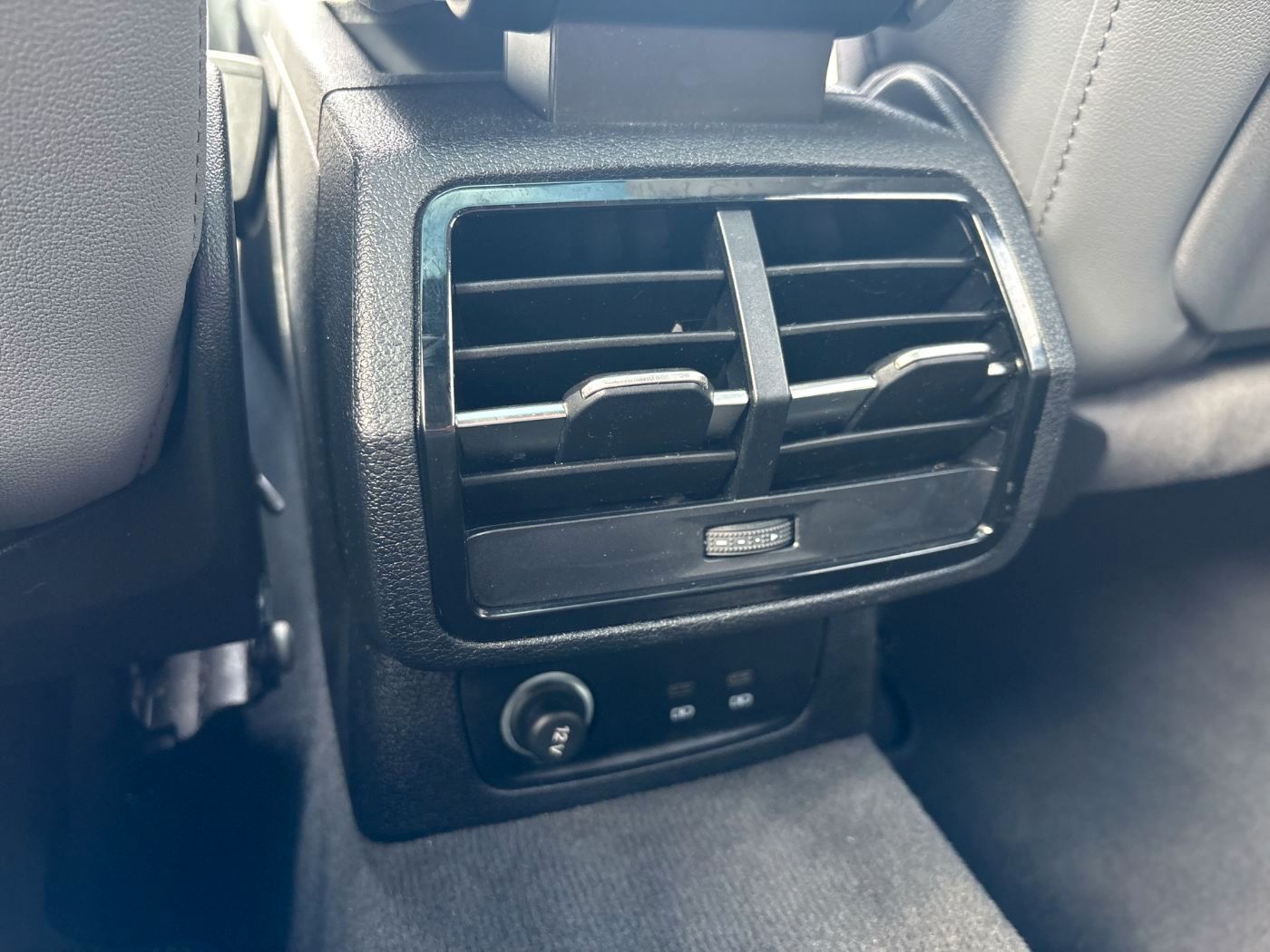 Audi Q3 S line TDI S tronic Kamera/Pano/AHK/ACC/LED