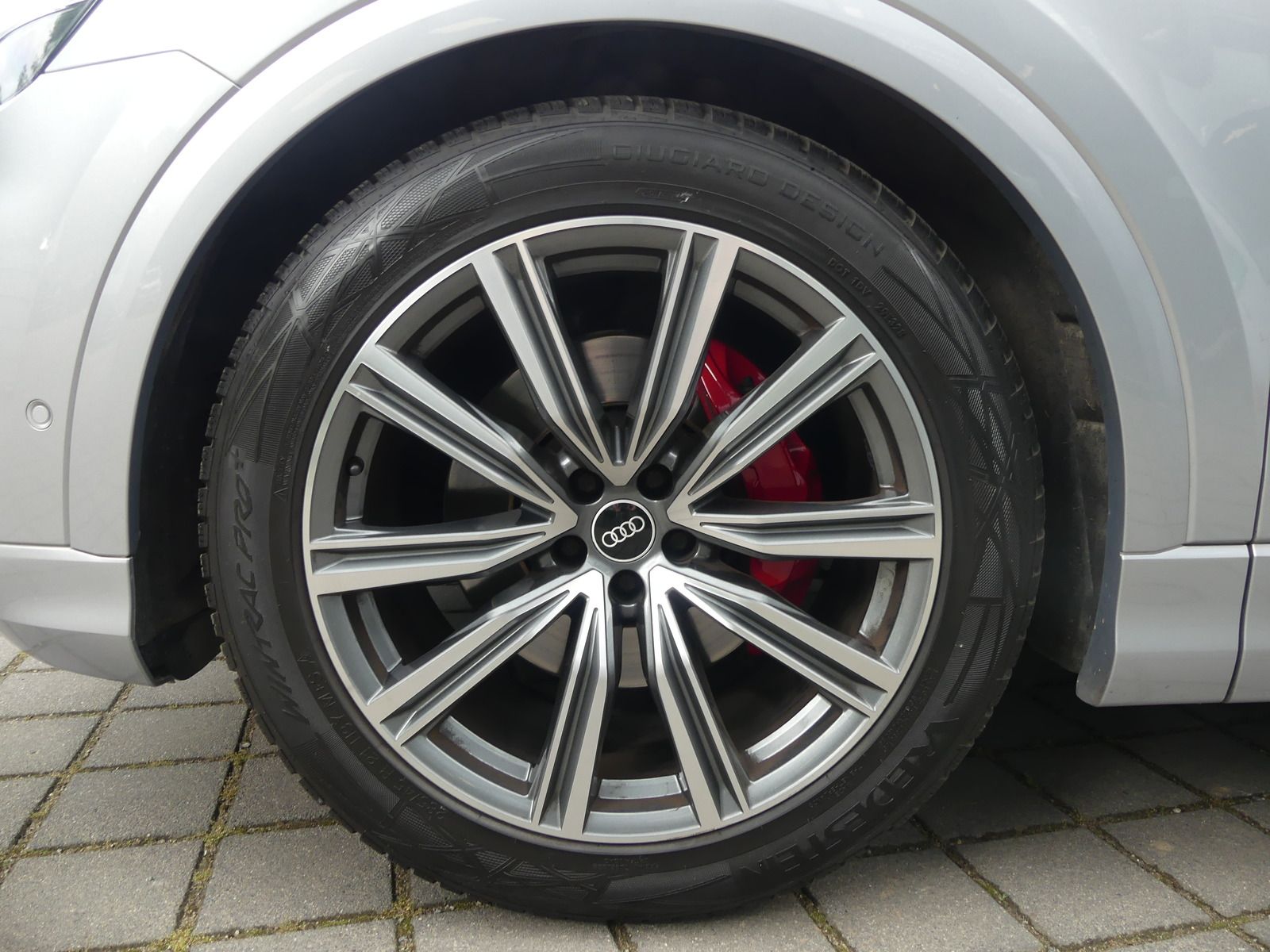 Audi Q8 50 TDI Quattro S Line PANO/MATRIX/AHK/STHZ/AI