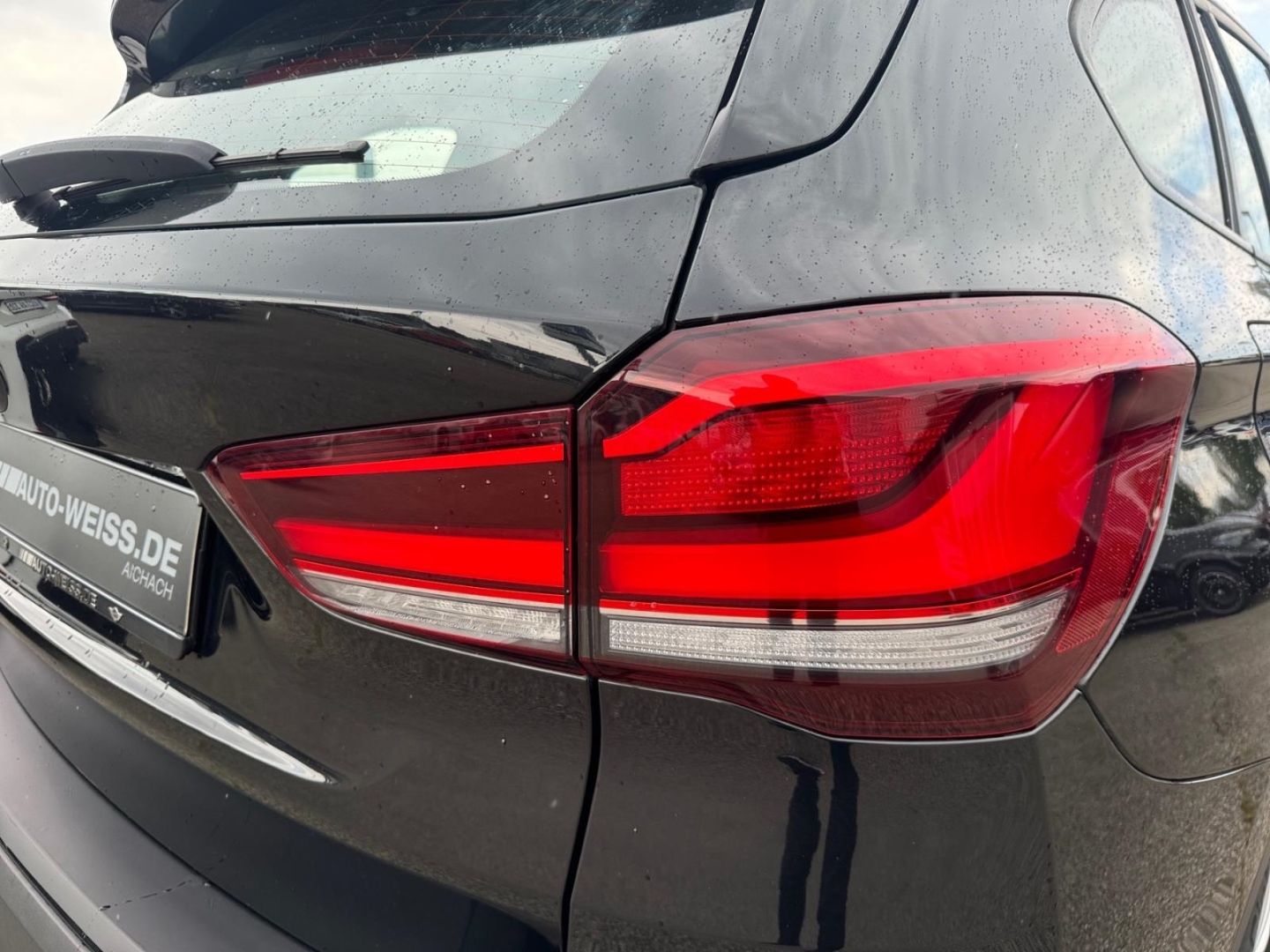 BMW X1 20d - Samsaru's Car Outlet