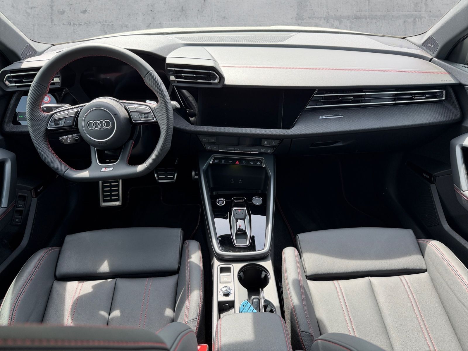 Audi A3 Sportback TFSI e S-LINE INT LED+SONOS+RFK+AHK