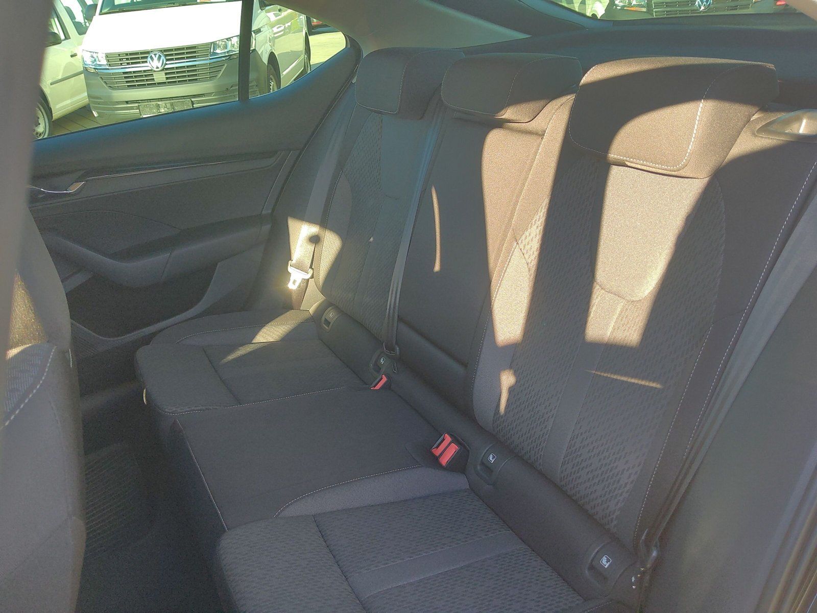 Skoda Octavia Ambition 2.0 TDI DSG AHK LED RearView 4x