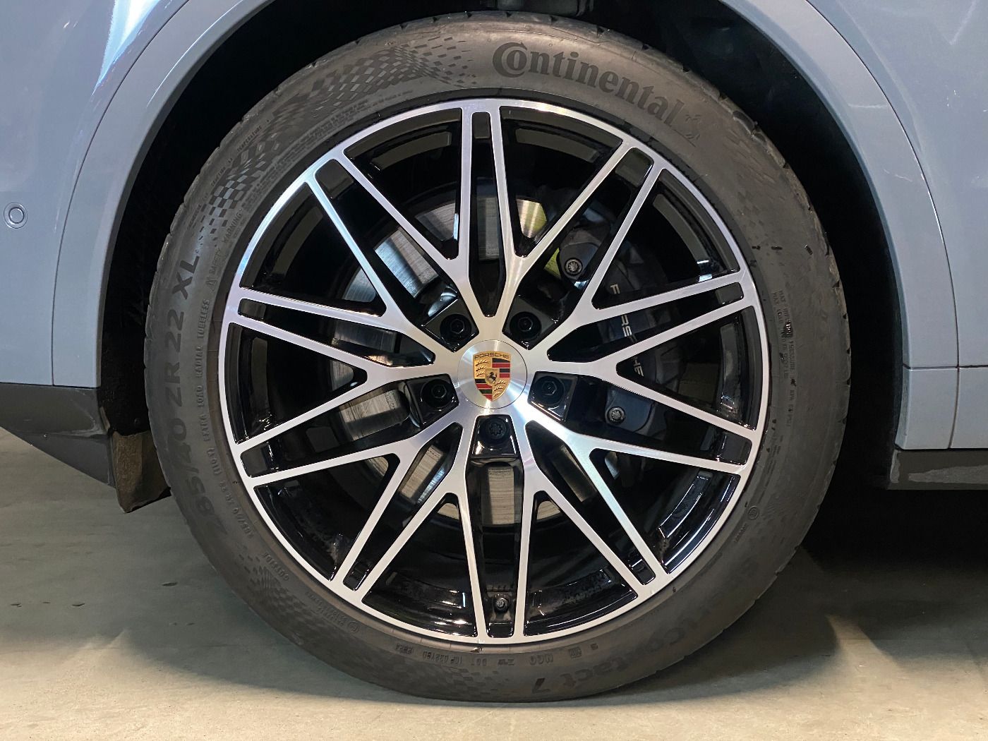 Porsche Cayenne E-Hybrid Coupe | InnoDrive | AHK | BOSE