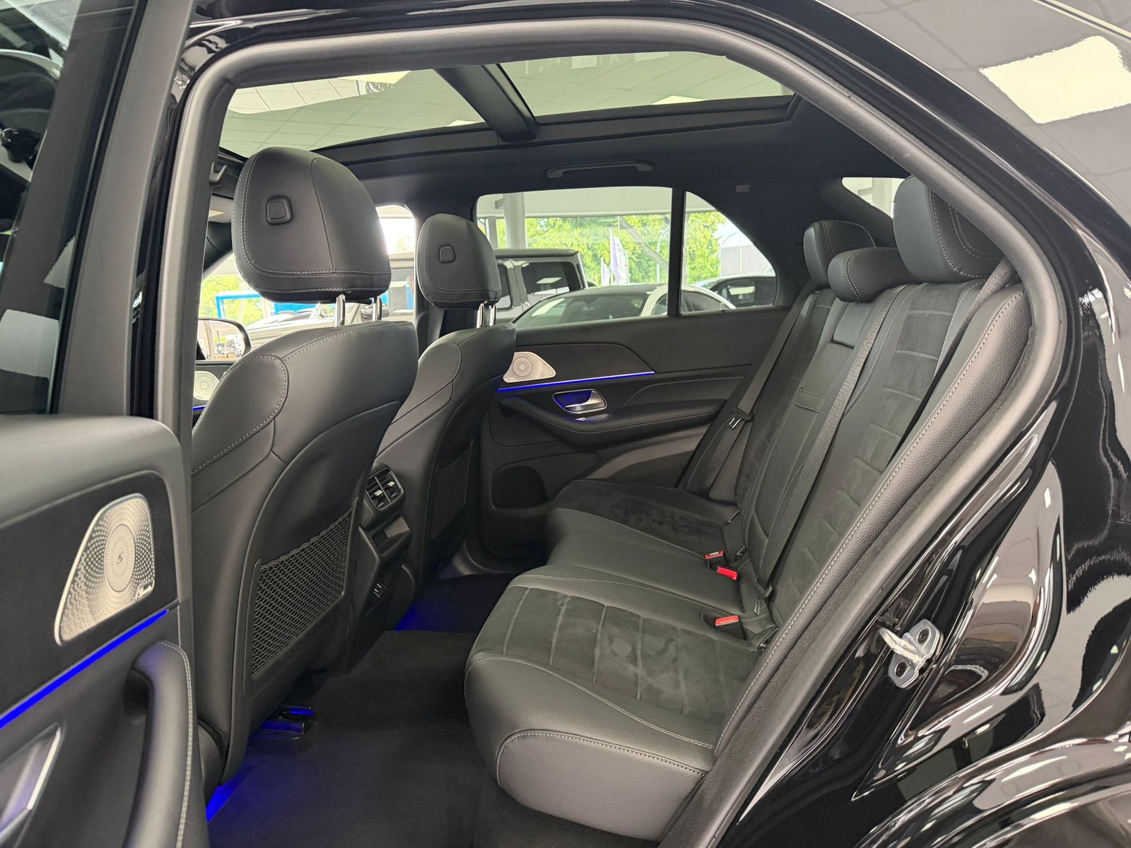 Mercedes-Benz GLE 400 d 4M AMG*MBEAM*PANO*BURM*DISTR*AHK*360°