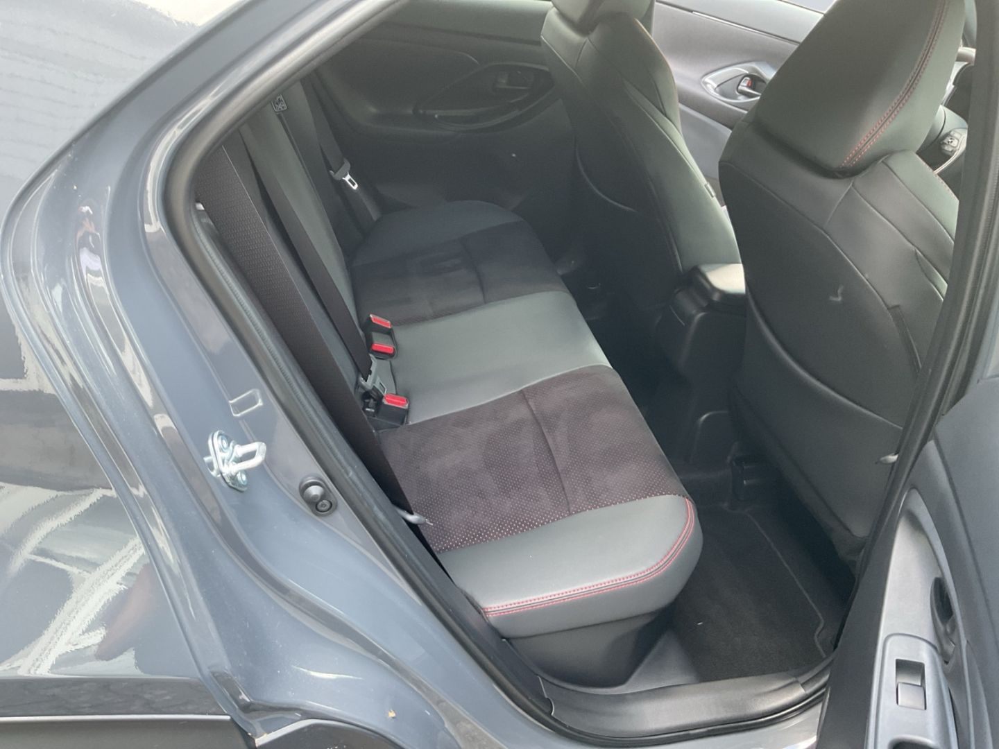Toyota Yaris Cross Hybrid 1.5 GR Sport *Matrix*HUD*JBL*