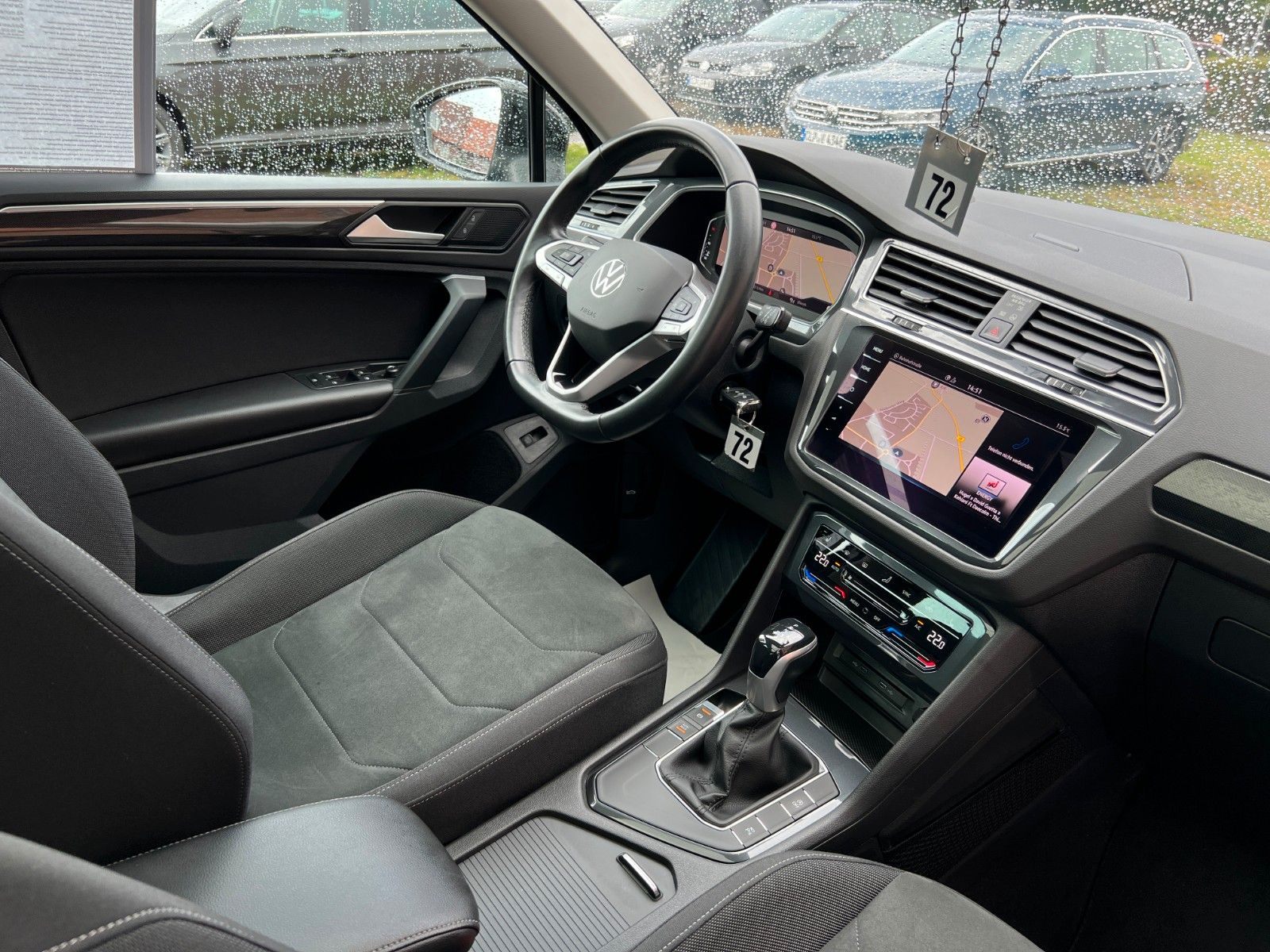 Volkswagen Tiguan Elegance TDi DSG - Samsaru's Car Outlet