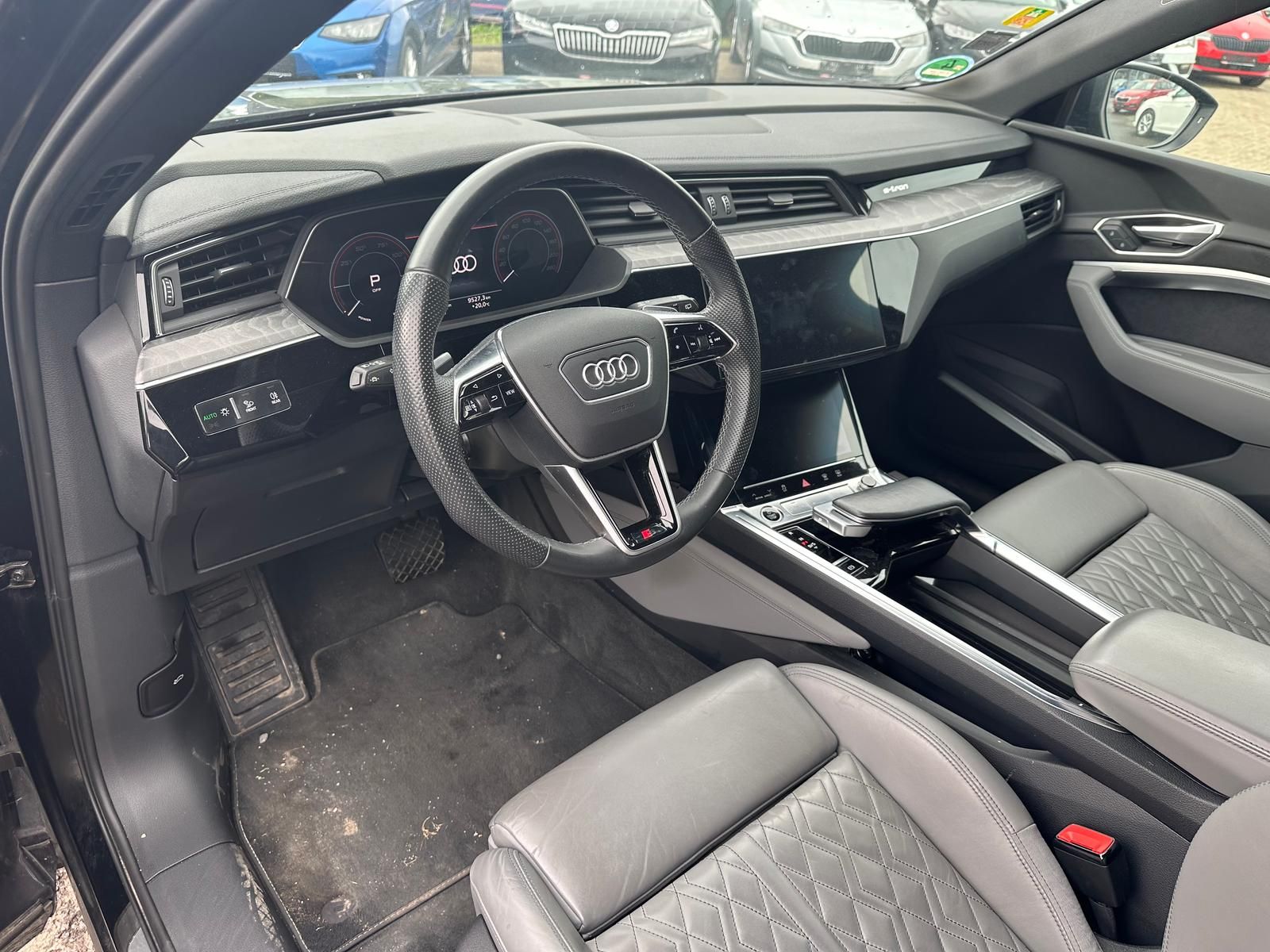 Audi e-tron 55 quattro S line 95kWh AHK|B&O|Sportsitz