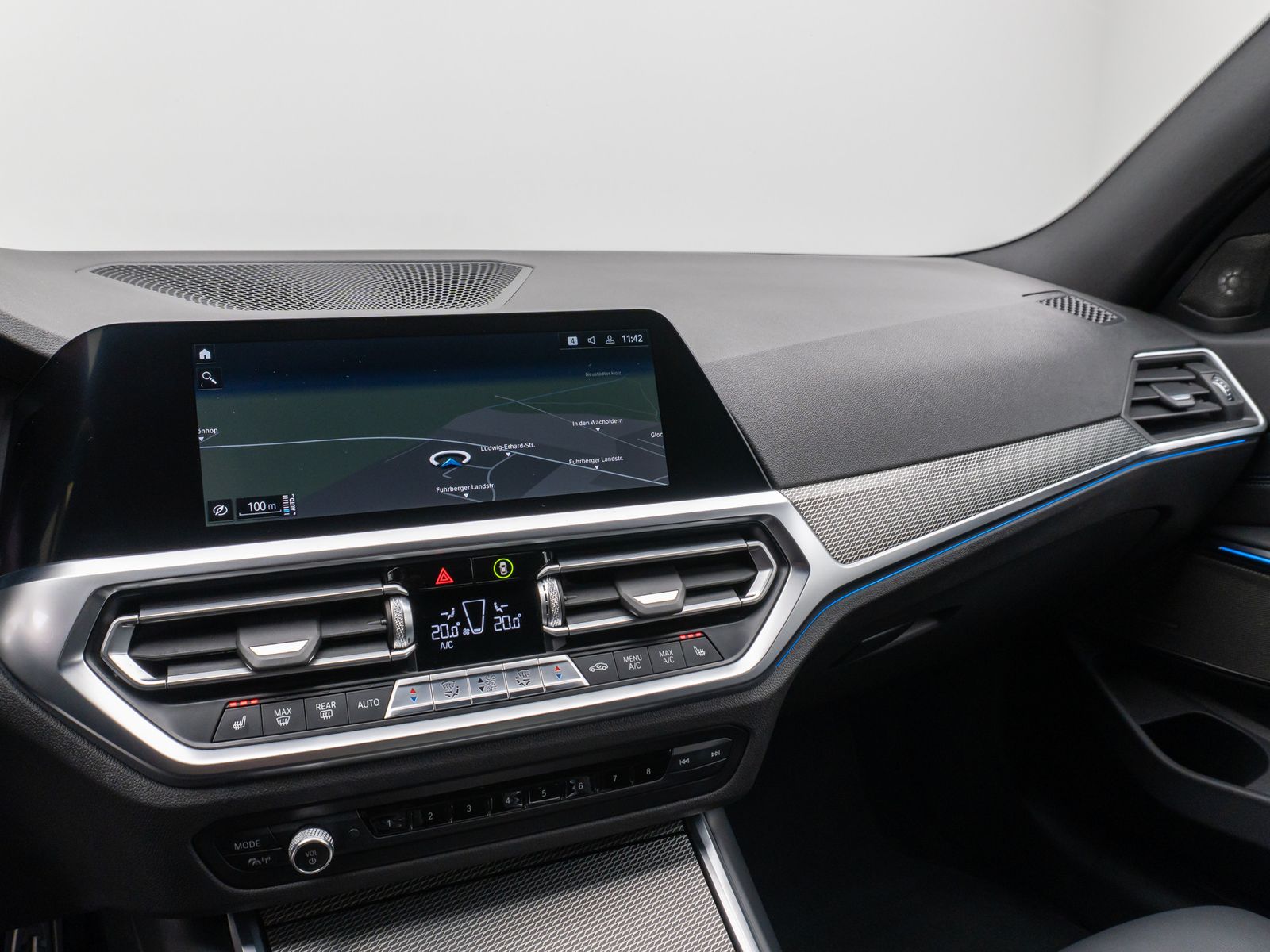 BMW 320e M Sport - Samsaru's Car Outlet