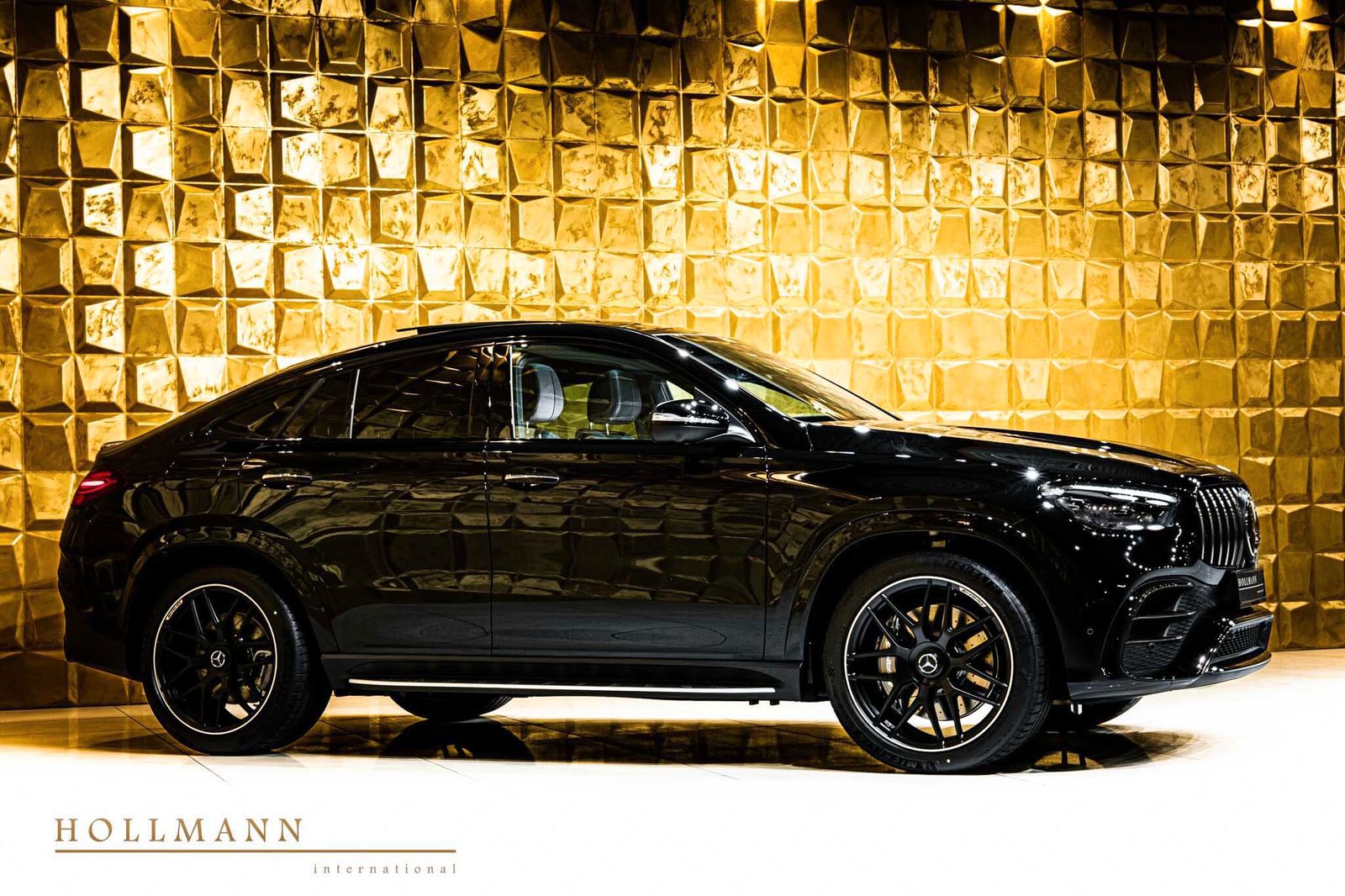 Mercedes-Benz GLE 53 AMG 4M+ COUPE + BURMESTER + HUD+ AIRMATIC