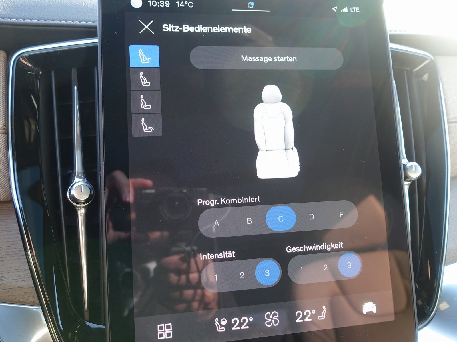 Volvo XC90 Ultra Facelift T8 AWD/B&W/22"/AHK/FourC/360