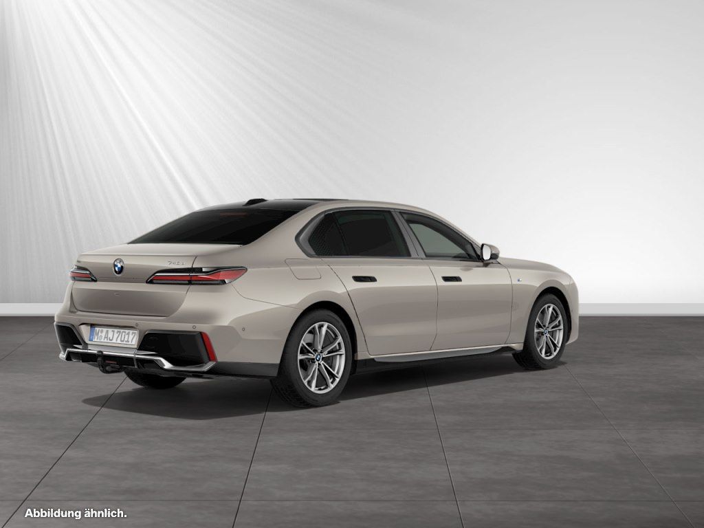 BMW 740d xDrive M Sport|SkyLounge|AHK|Autobahnass.