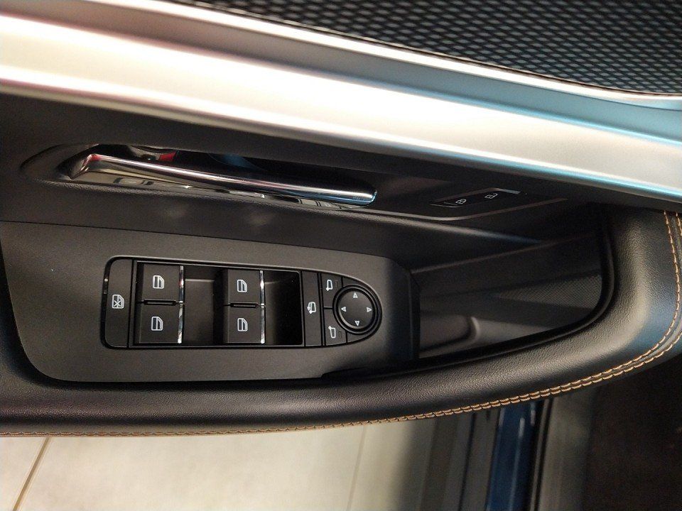 Mazda CX-60 e-SKYACTIV PHEV HOMURA CON-P DRI-P COM-P