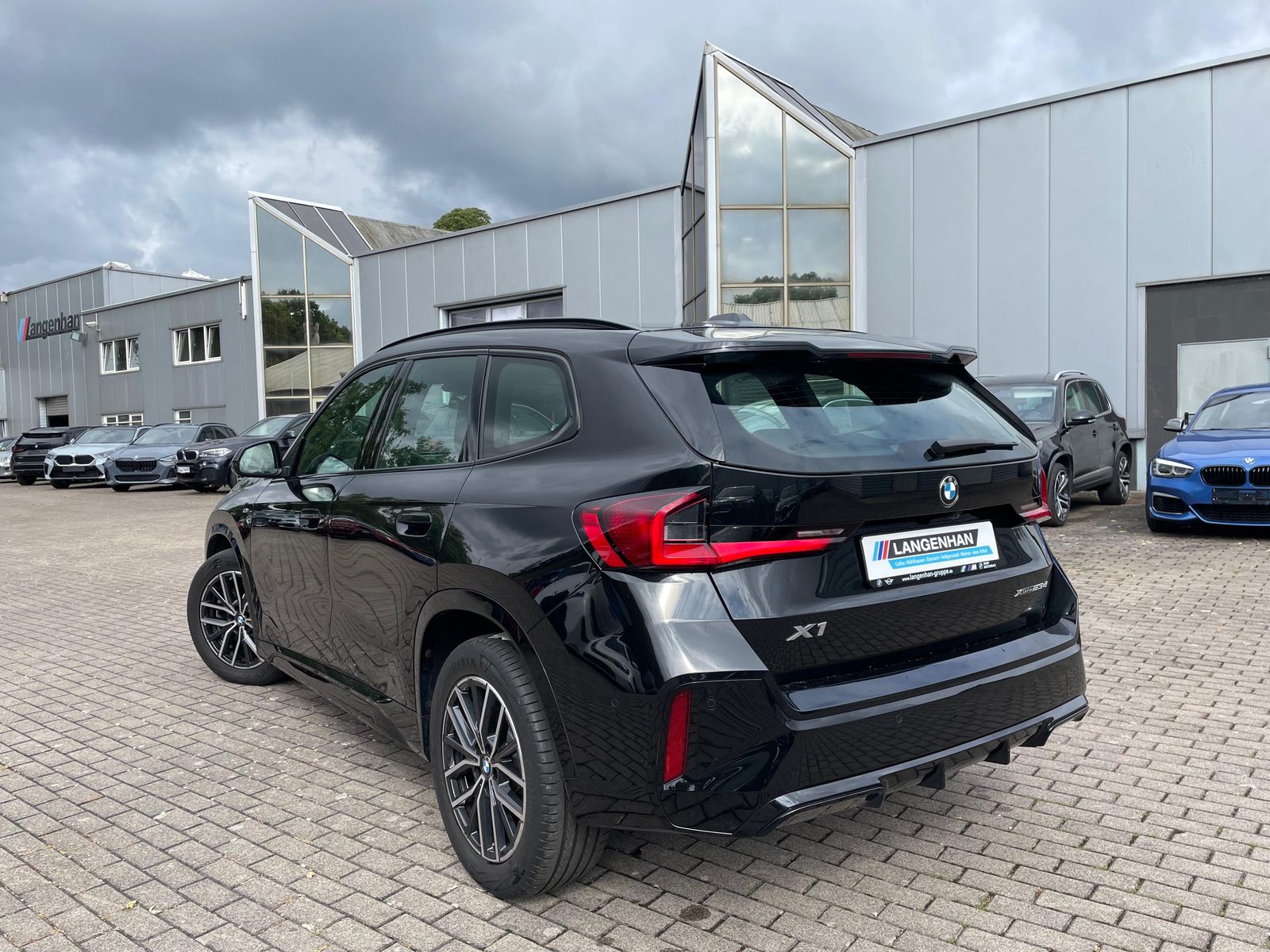 BMW X1 xDrive23d M Sportpaket - Samsaru's Car Outlet