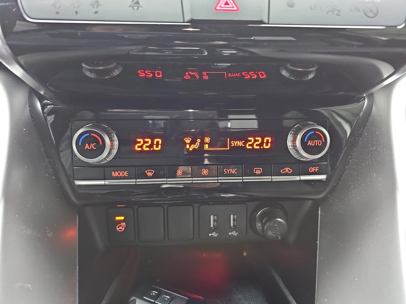 Mitsubishi ECLIPSE CROSS 2.4 MIVEC PHEV CVT SELECT NAVI LED