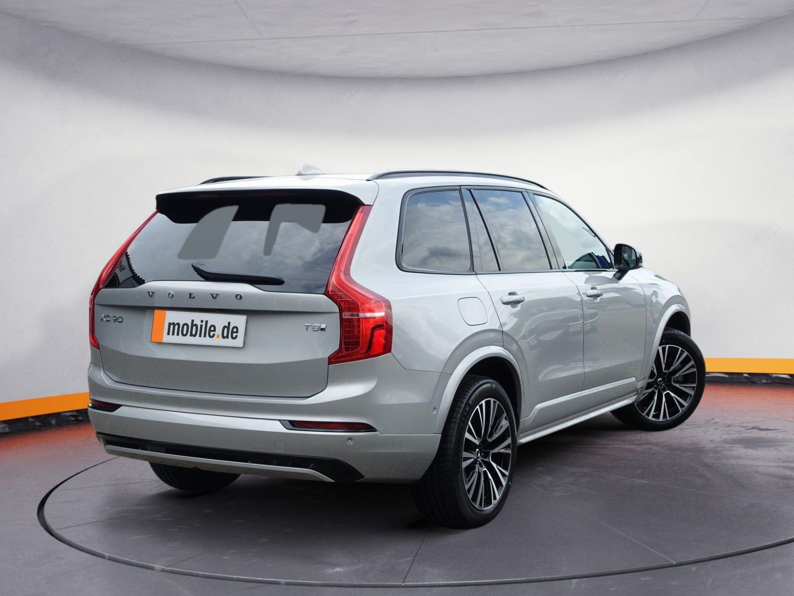 Volvo XC90 Plus Dark T8 AWD - Samsaru's Car Outlet
