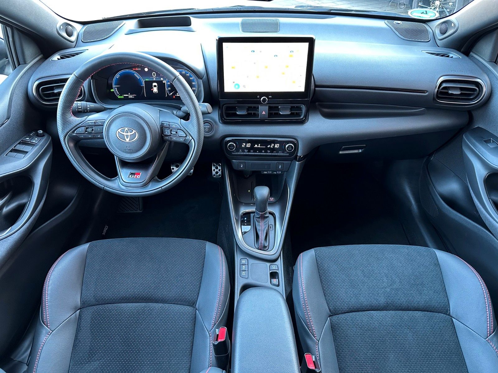 Toyota Yaris Hybrid GR Sport,NAVI, LED, KAMERA, HUD,JBL