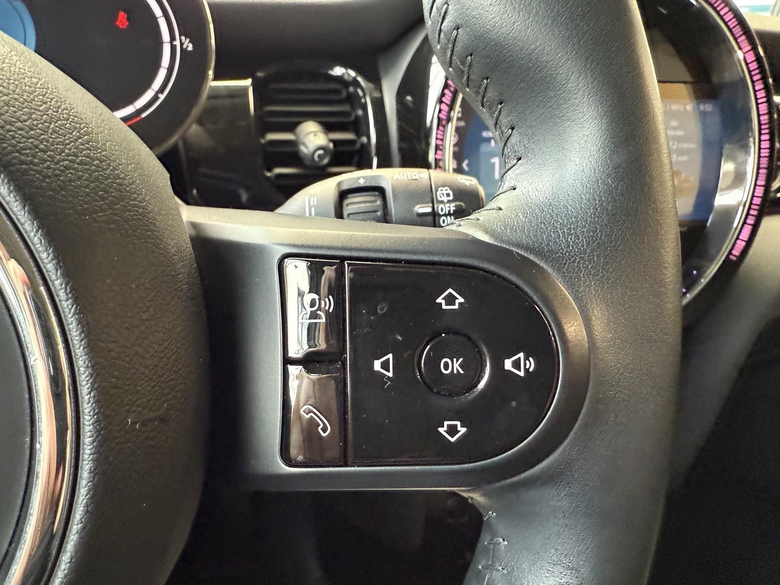 MINI Cooper S - Samsaru's Car Outlet