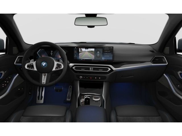 BMW 330e xDrive M Sportpaket - Samsaru's Car Outlet