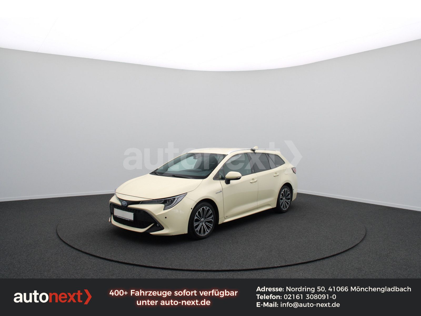 Toyota Corolla 2.0 Hybrid Business Edition - Samsaru's Car Outlet