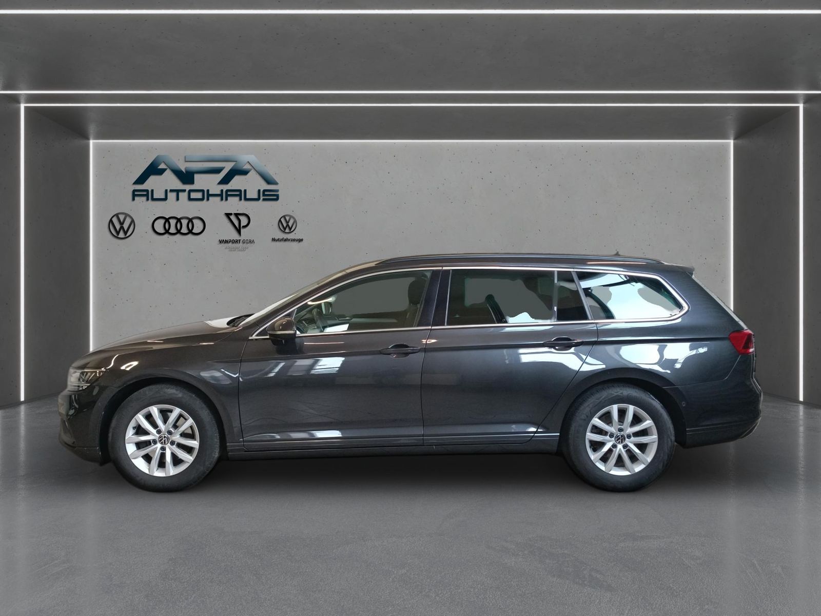 Volkswagen Passat Var. 1.5 TSI Business DSG - Samsaru's Car Outlet