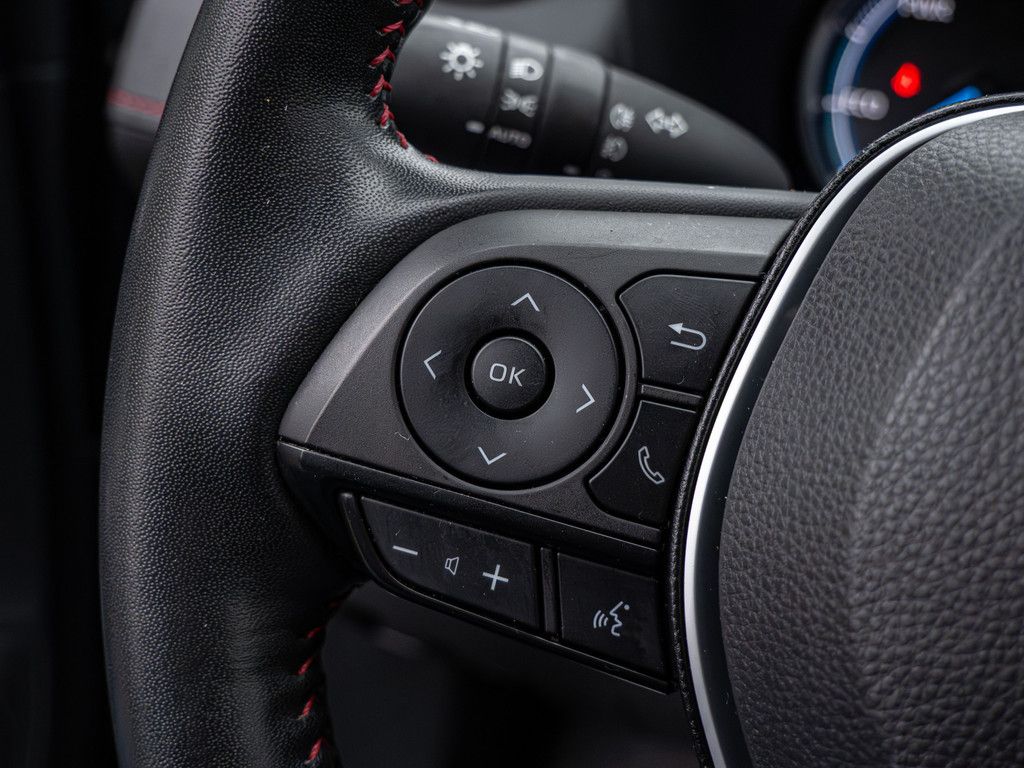 Toyota RAV4 2.5 Plug-in Hybrid 4x4 SHZ KAMERA NAVI ACC
