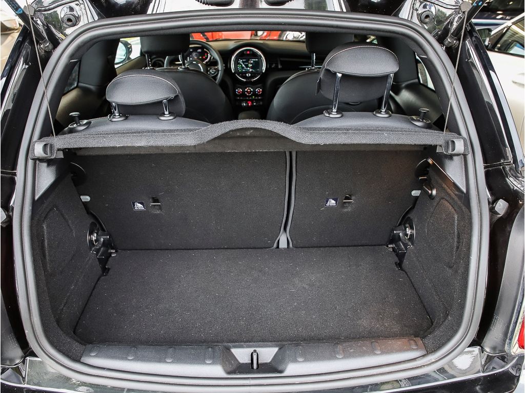 MINI One Pepper - Samsaru's Car Outlet