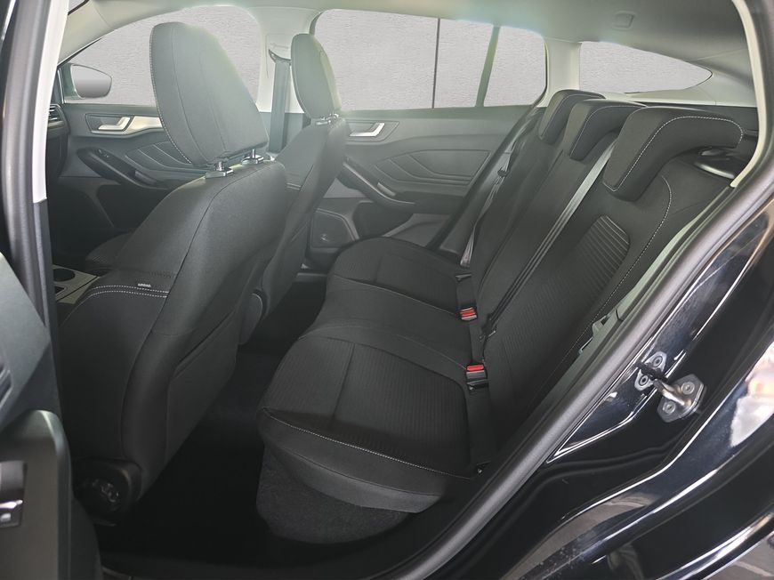 Ford Focus Turnier 1.5 EcoBlue  Aut. TITANIUM EDITION