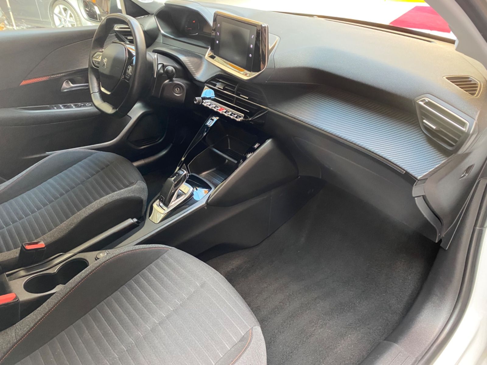Peugeot 208 Active Pack - Samsaru's Car Outlet