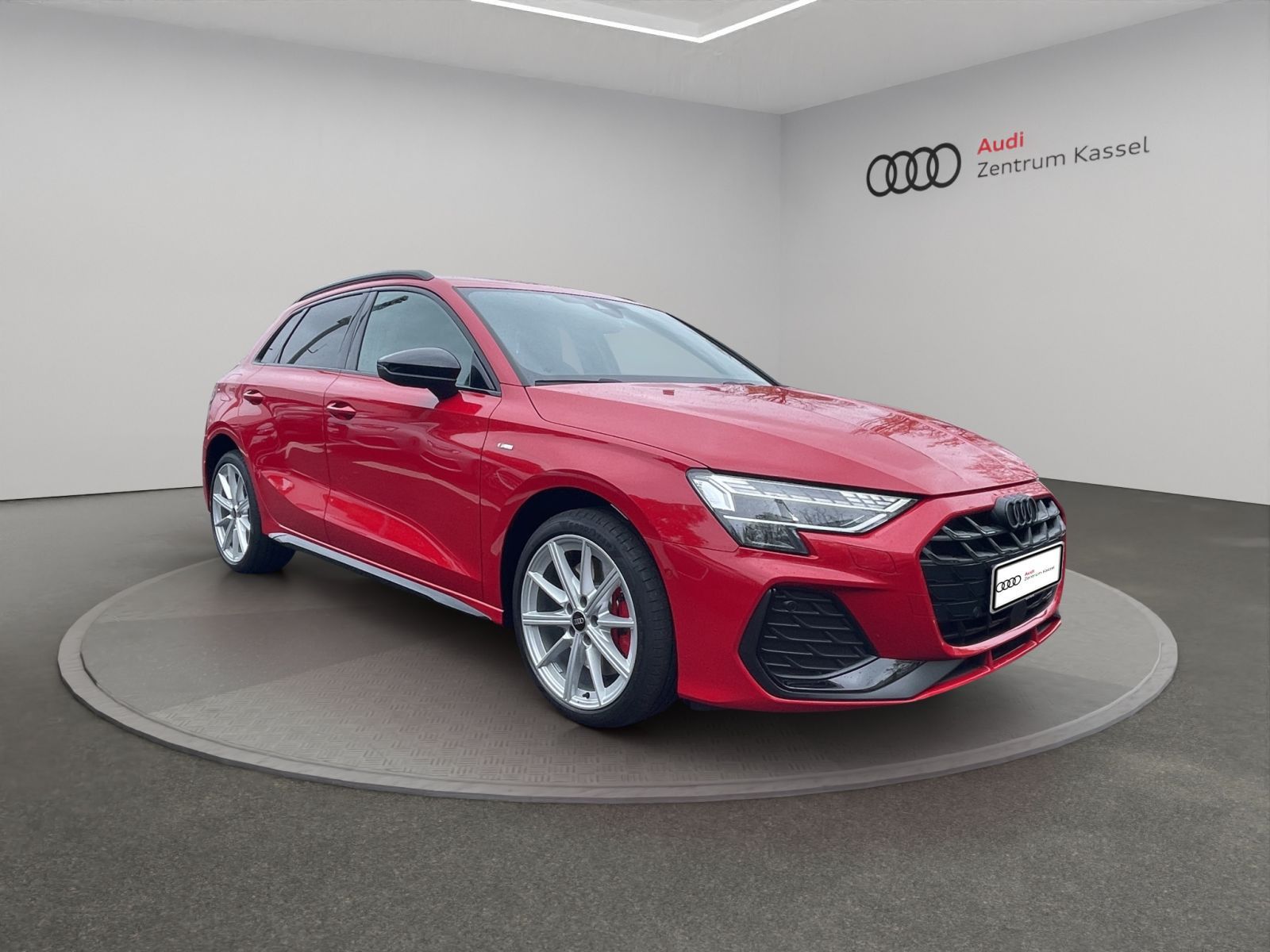 Audi A3 SB 45 TFSI e S line LED AHK Kamera Carplay