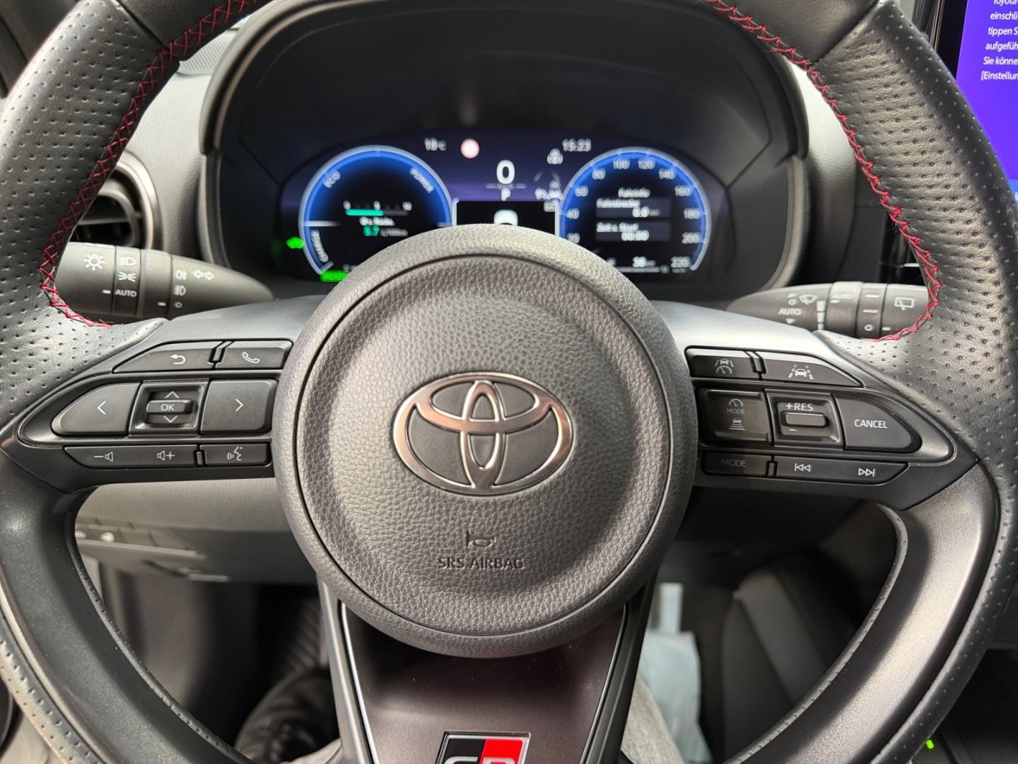 Toyota Yaris Hybrid 1.5 GR Sport *Alcantara*JBL*SHZ*Kam