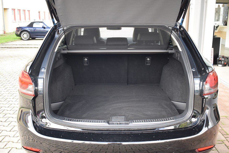 Mazda 6 2.0 165PS 6AG Exclusive-Line Leder BOSE® Matri