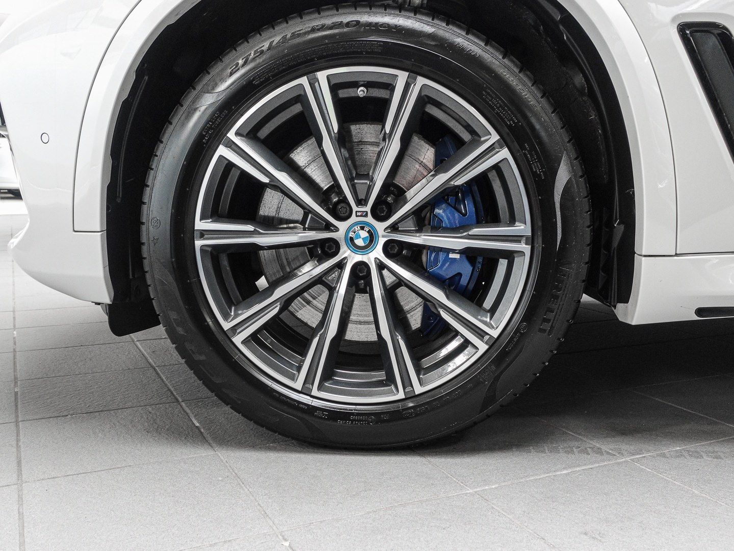 BMW X5 xDrive45e M Sport AHK GSD M-Sitz DA+PA+HUS La