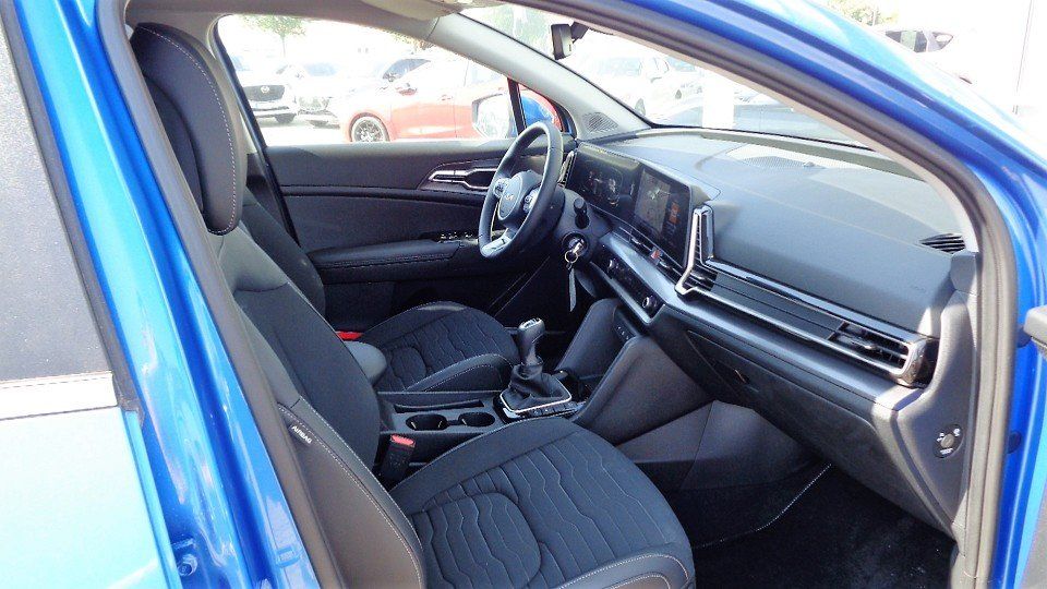 Kia Sportage Vision 1.6T 48V - Samsaru's Car Outlet
