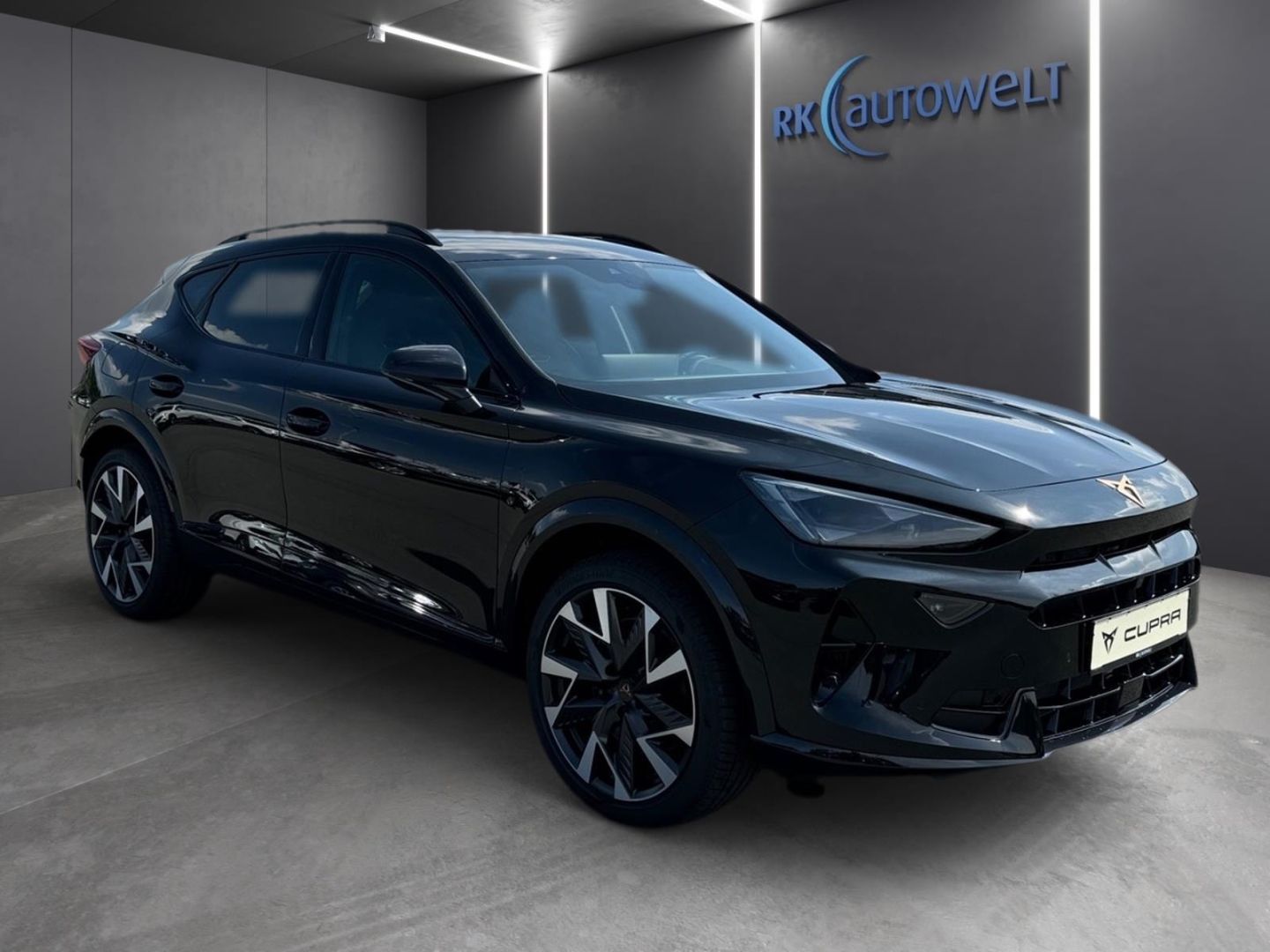 Cupra Formentor 1.5 e-Hybrid VZ AHK Matrix Sennheiser