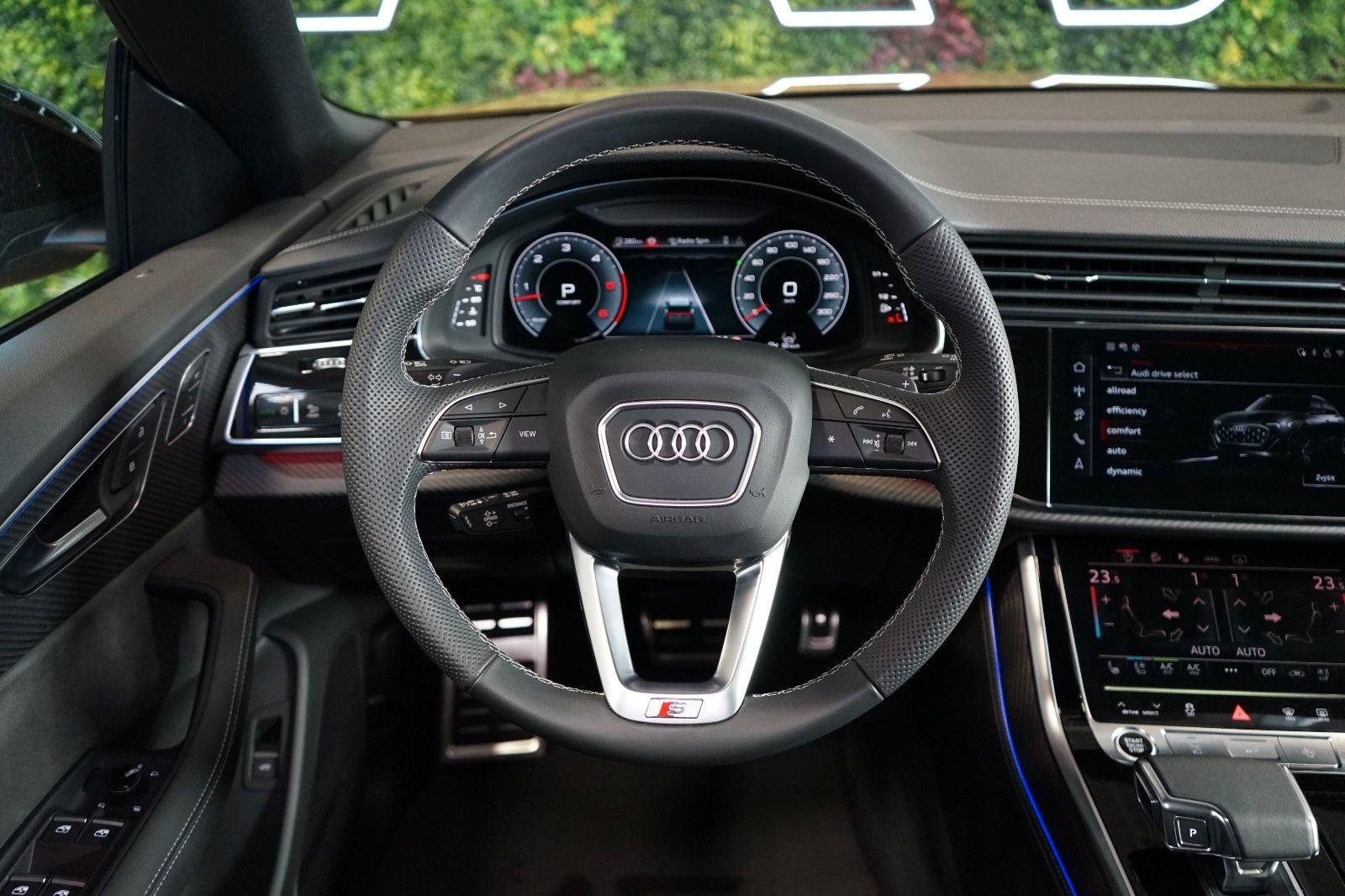 Audi Q8 50 TDI - Samsaru's Car Outlet
