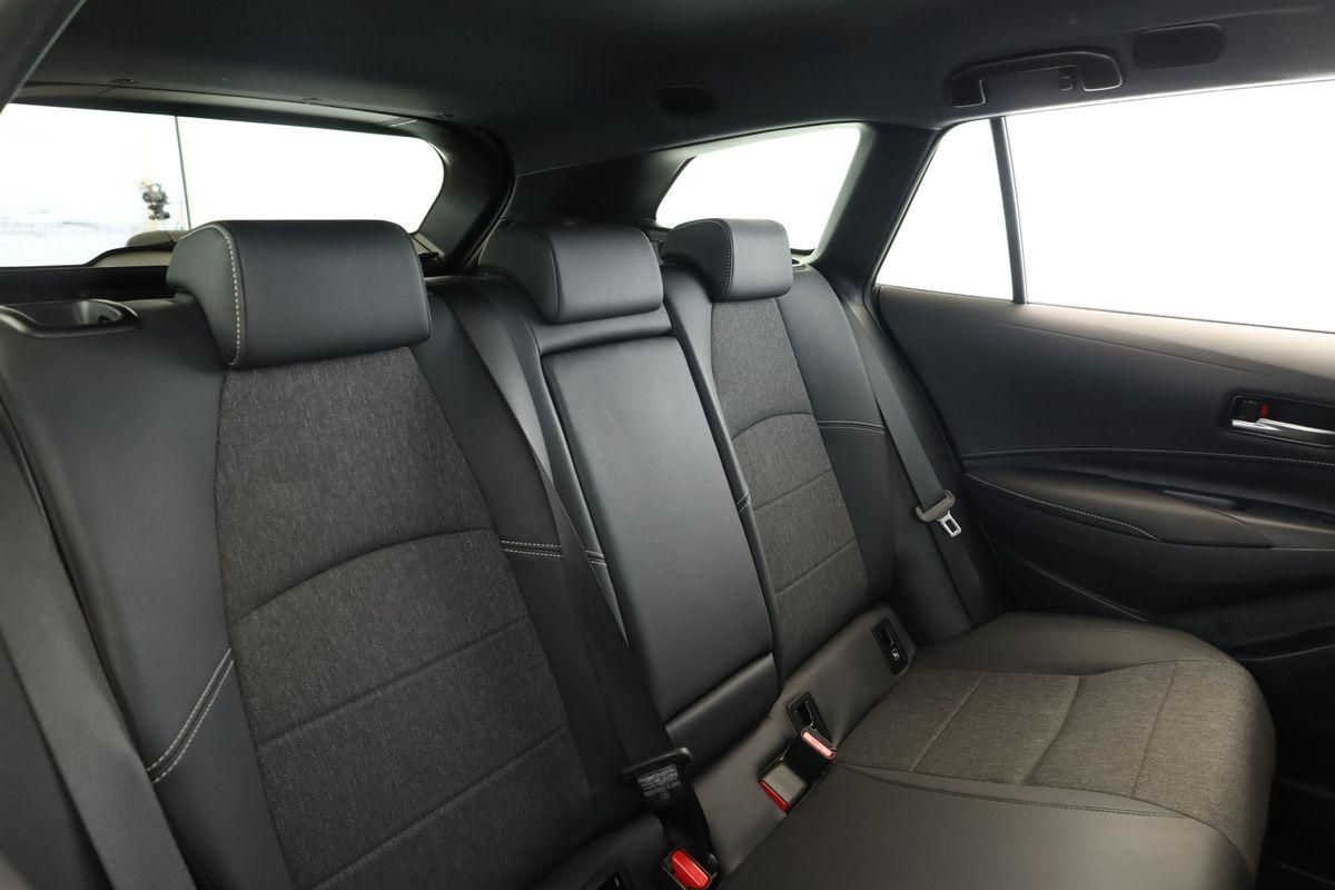 Toyota Corolla Touring Sports 2.0 CVT Team D Navi Kam