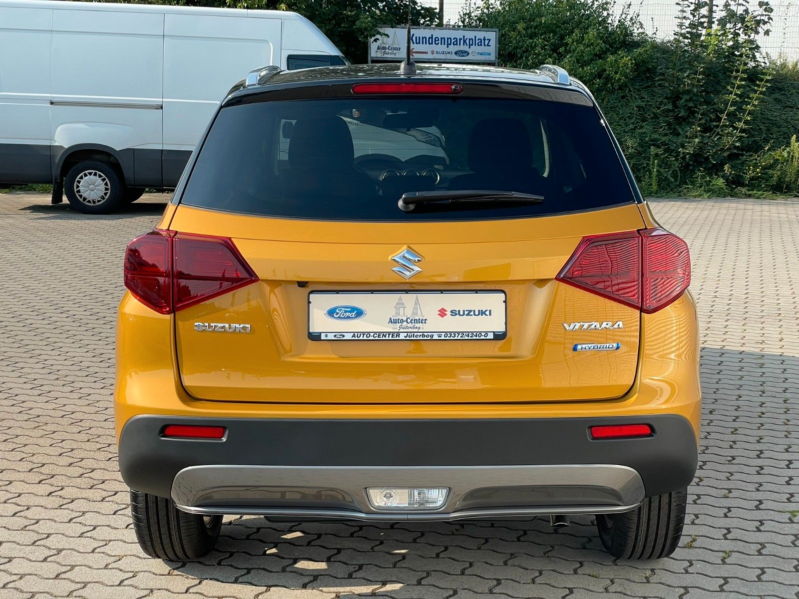 Suzuki Vitara 1.5 Hybrid Comfort - Samsaru's Car Outlet