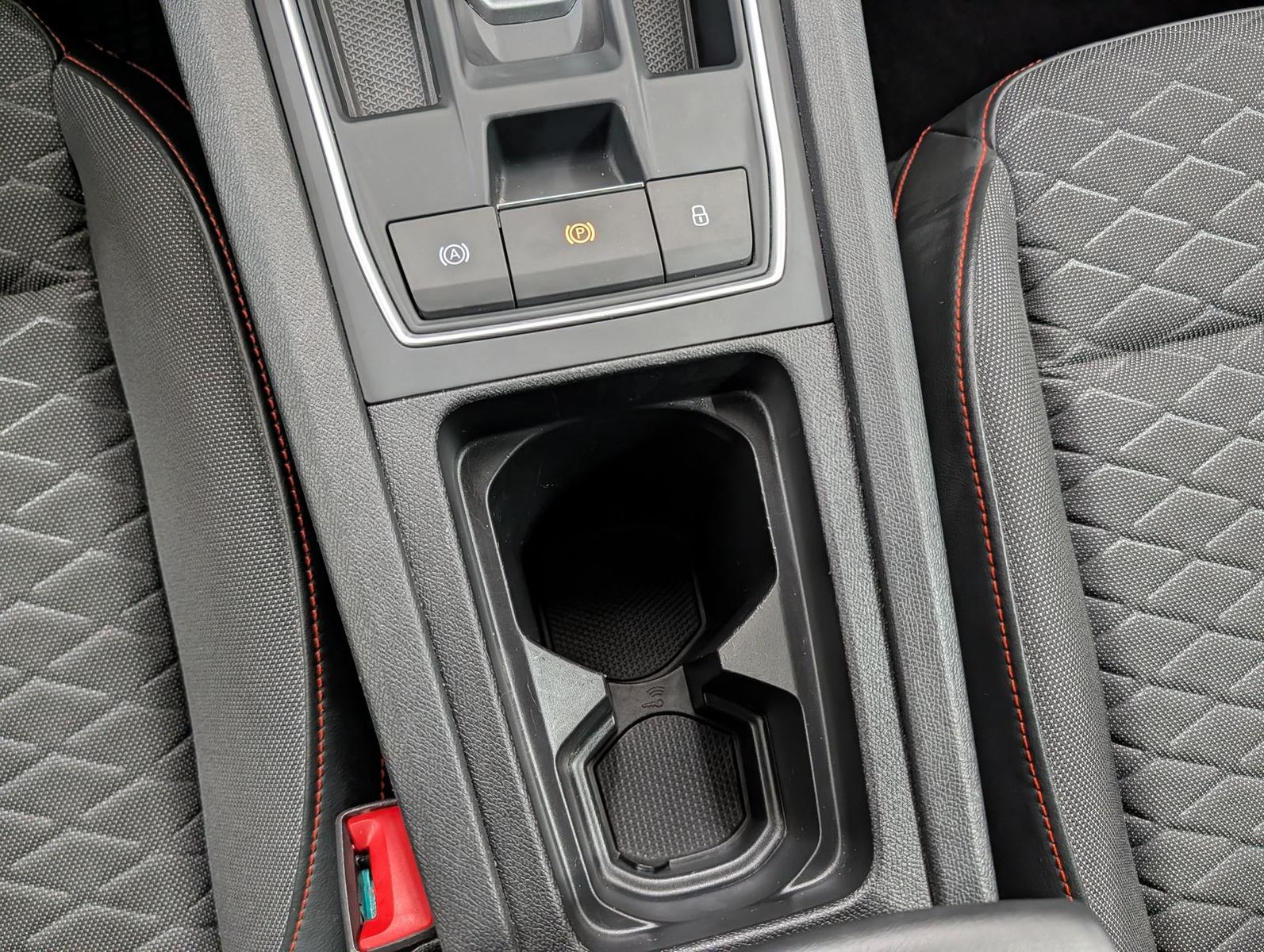 Seat Leon 1.5 eTSI DSG FR AHZV|Winter|Navi|AHK|ACC|RF