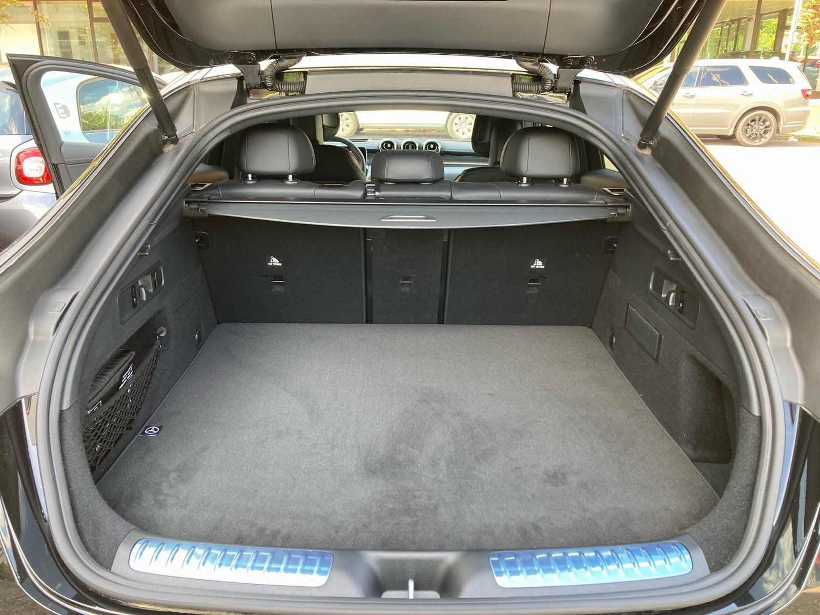 Mercedes-Benz GLC 300 4M Prem Plus - Samsaru's Car Outlet