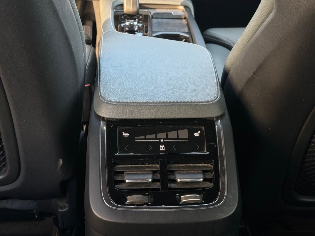 Volvo XC90 Inscription Expression Recharge Plug-In Hyb