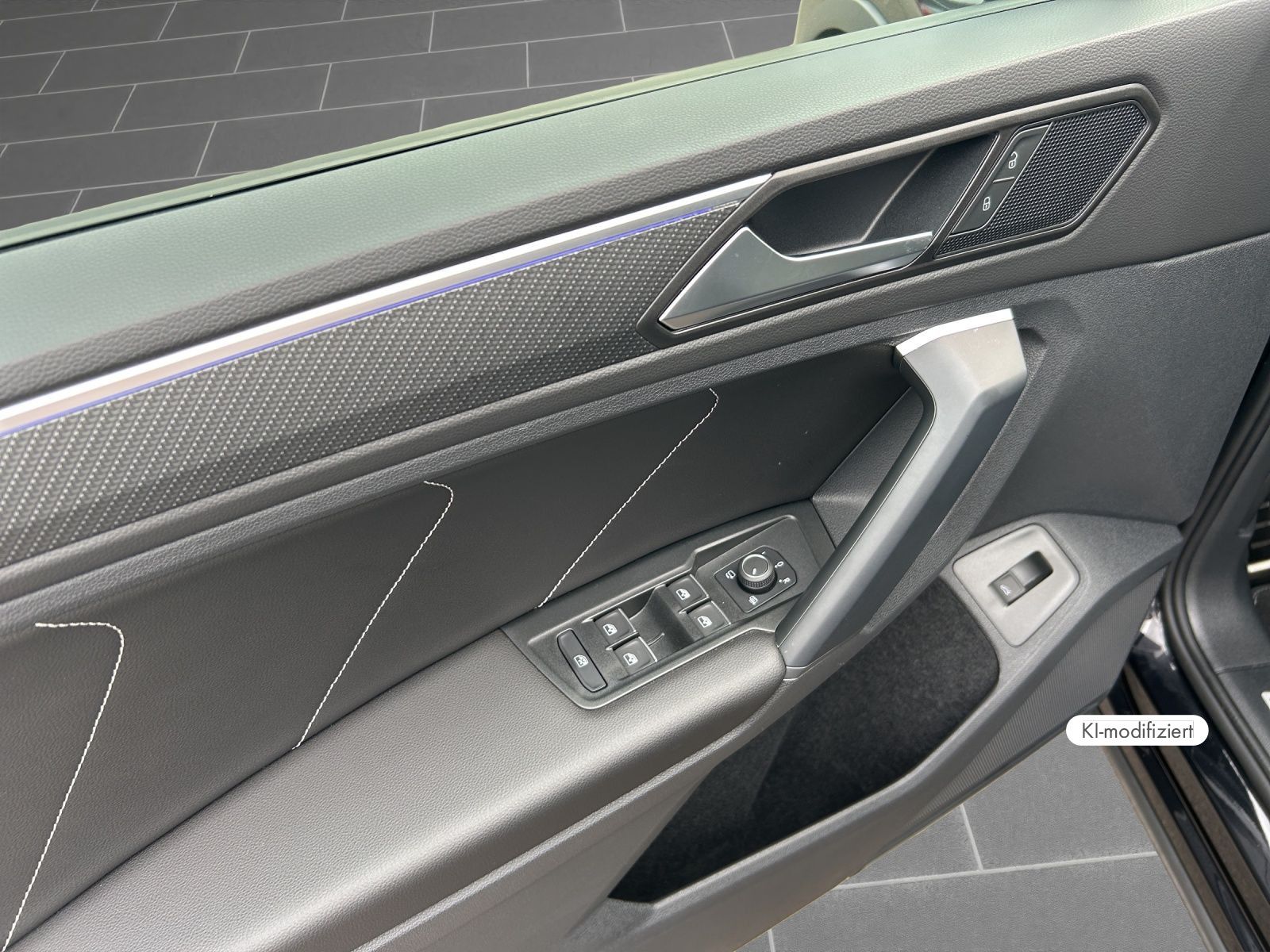 Volkswagen Tiguan 2.0 TDI R-line HUD 360° KAMERA IQ-LIGHT N