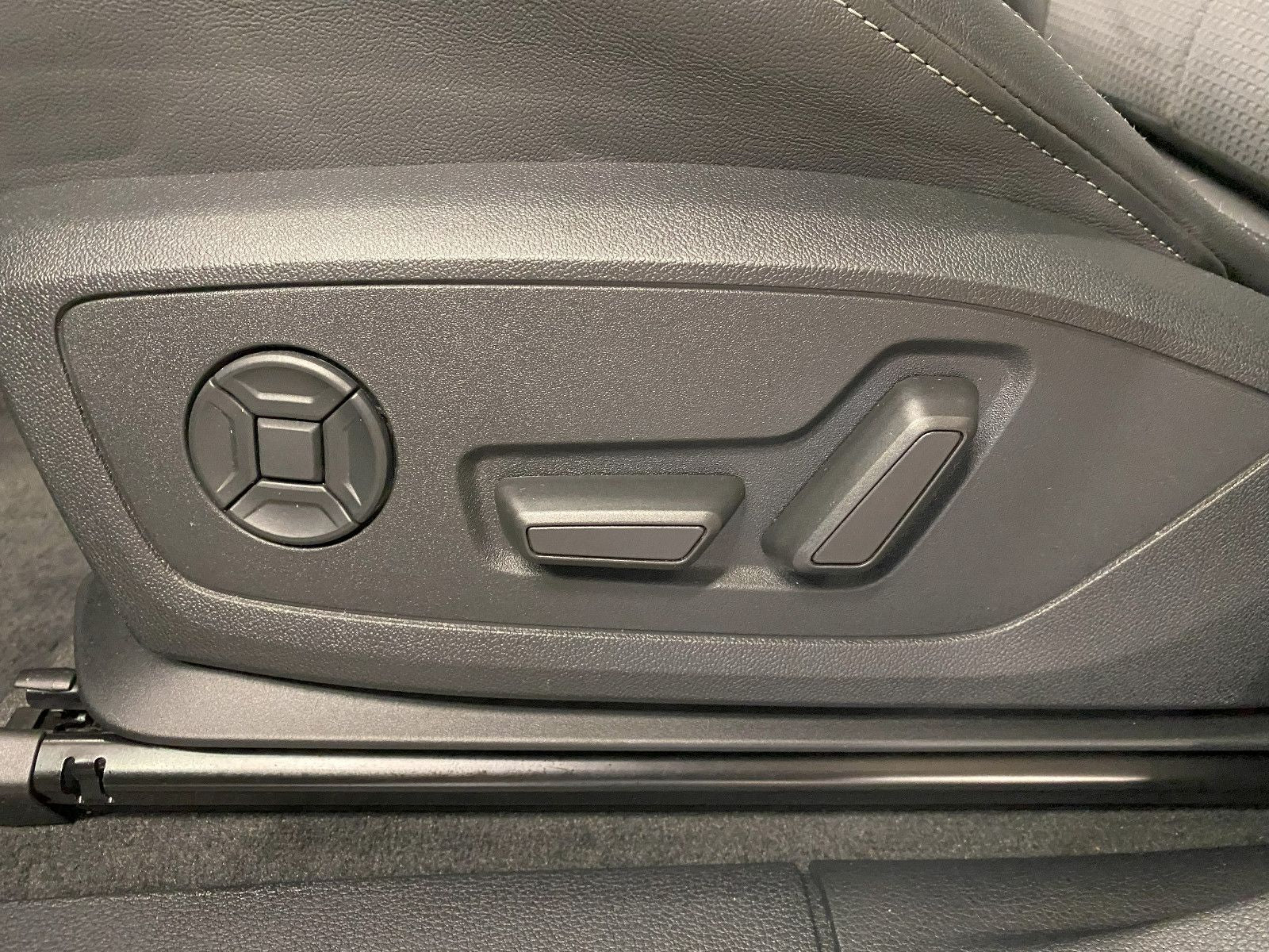 Audi Q3 Sportback 45 TFSI quattro S line - Samsaru's Car Outlet