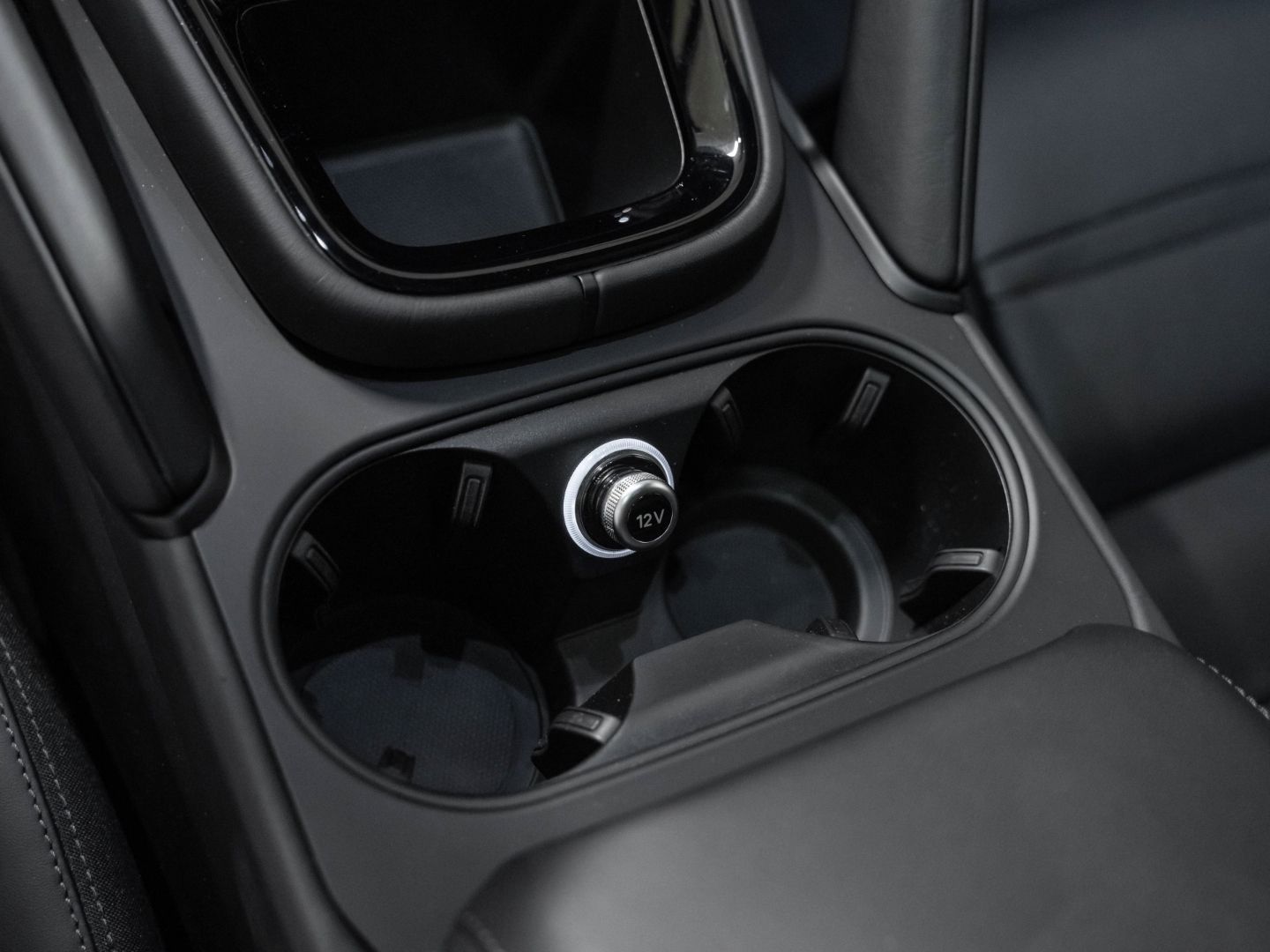 Porsche Cayenne S BOSE Standheizung Surround View PASM