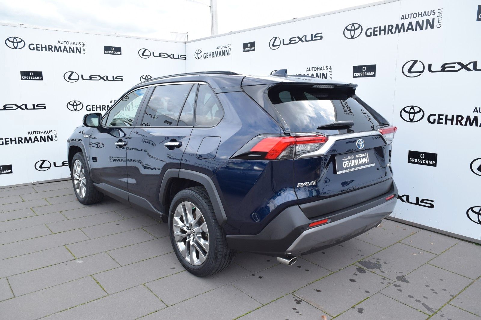 Toyota RAV 4 RAV4 Hybrid 4x2 Lounge - Samsaru's Car Outlet