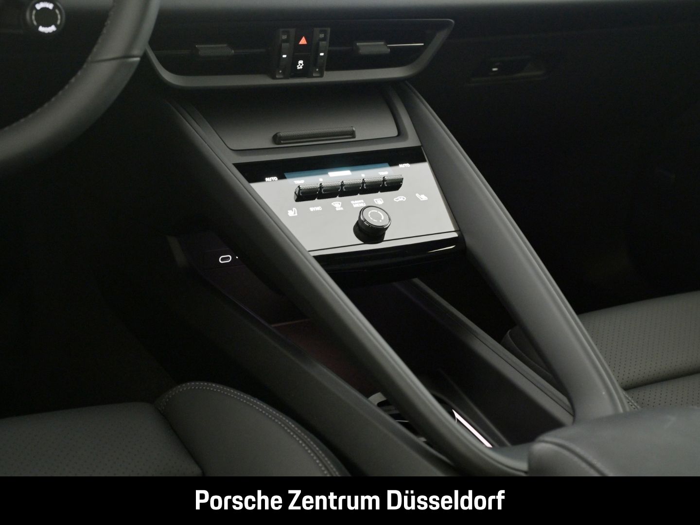 Porsche Macan 4S BOSE Luftfederung Panoramadach LED
