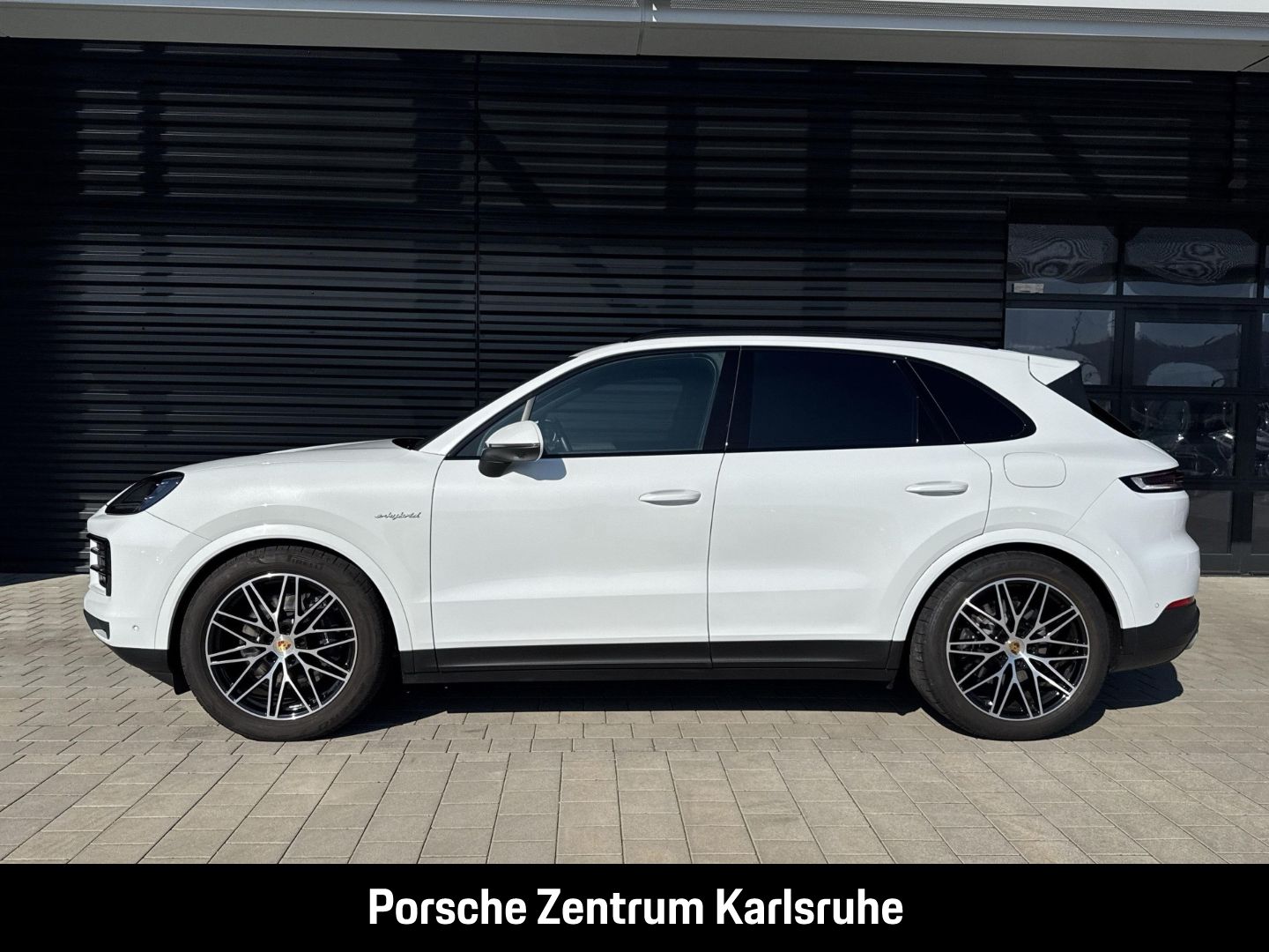 Porsche Cayenne E-Hybrid BOSE Luftfederung InnoDrive LED